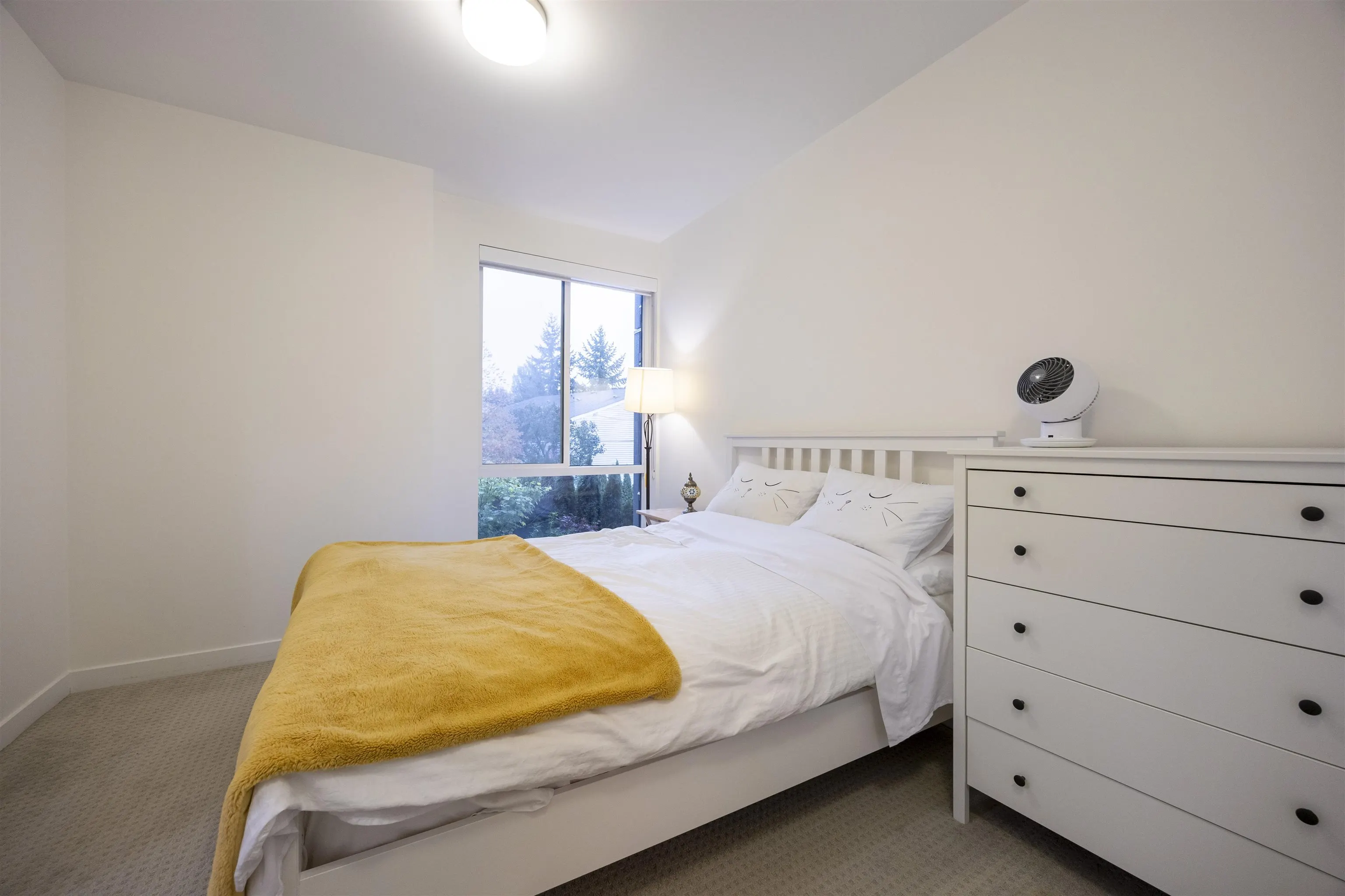 313 5460 Broadway Street