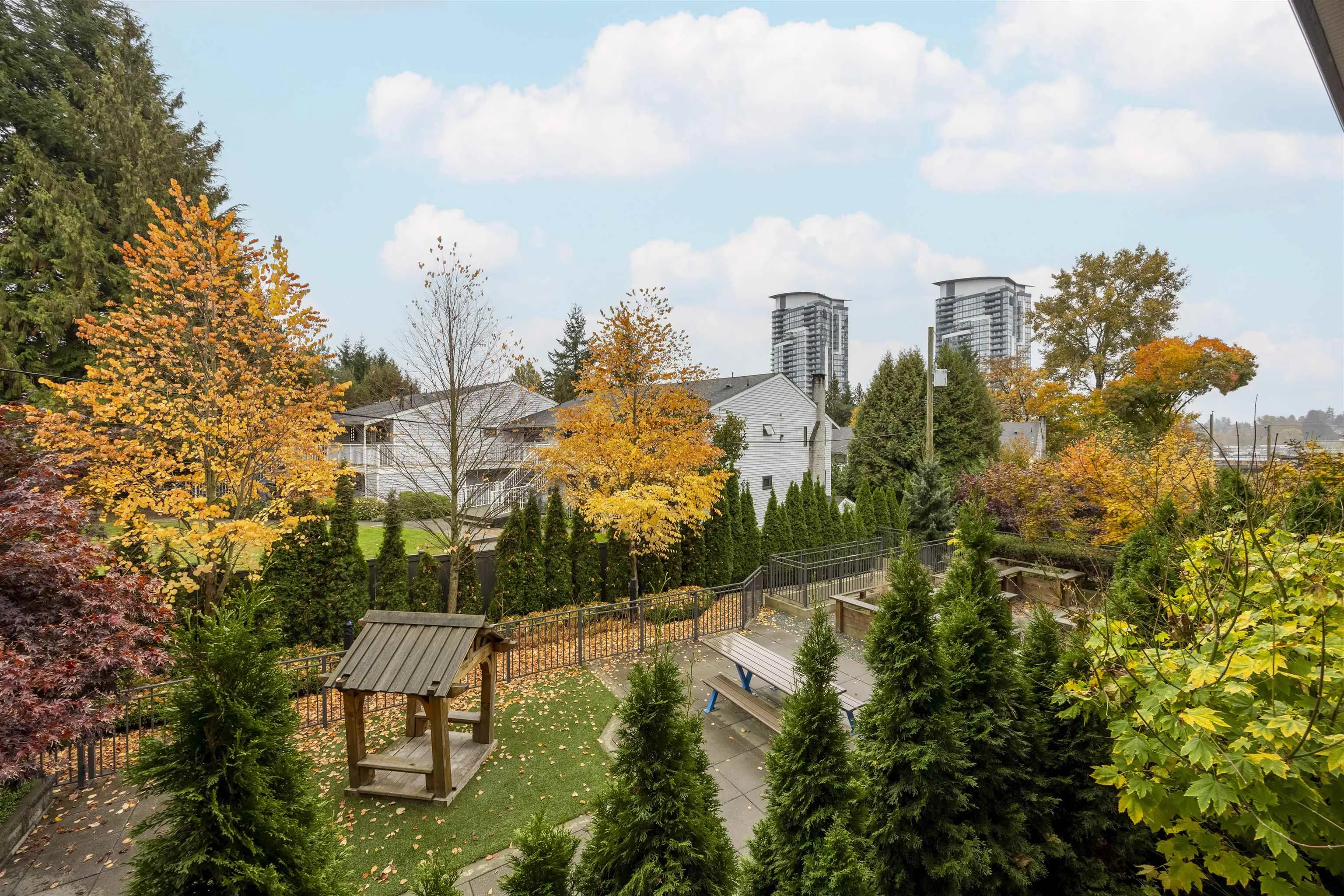 313 5460 Broadway Street