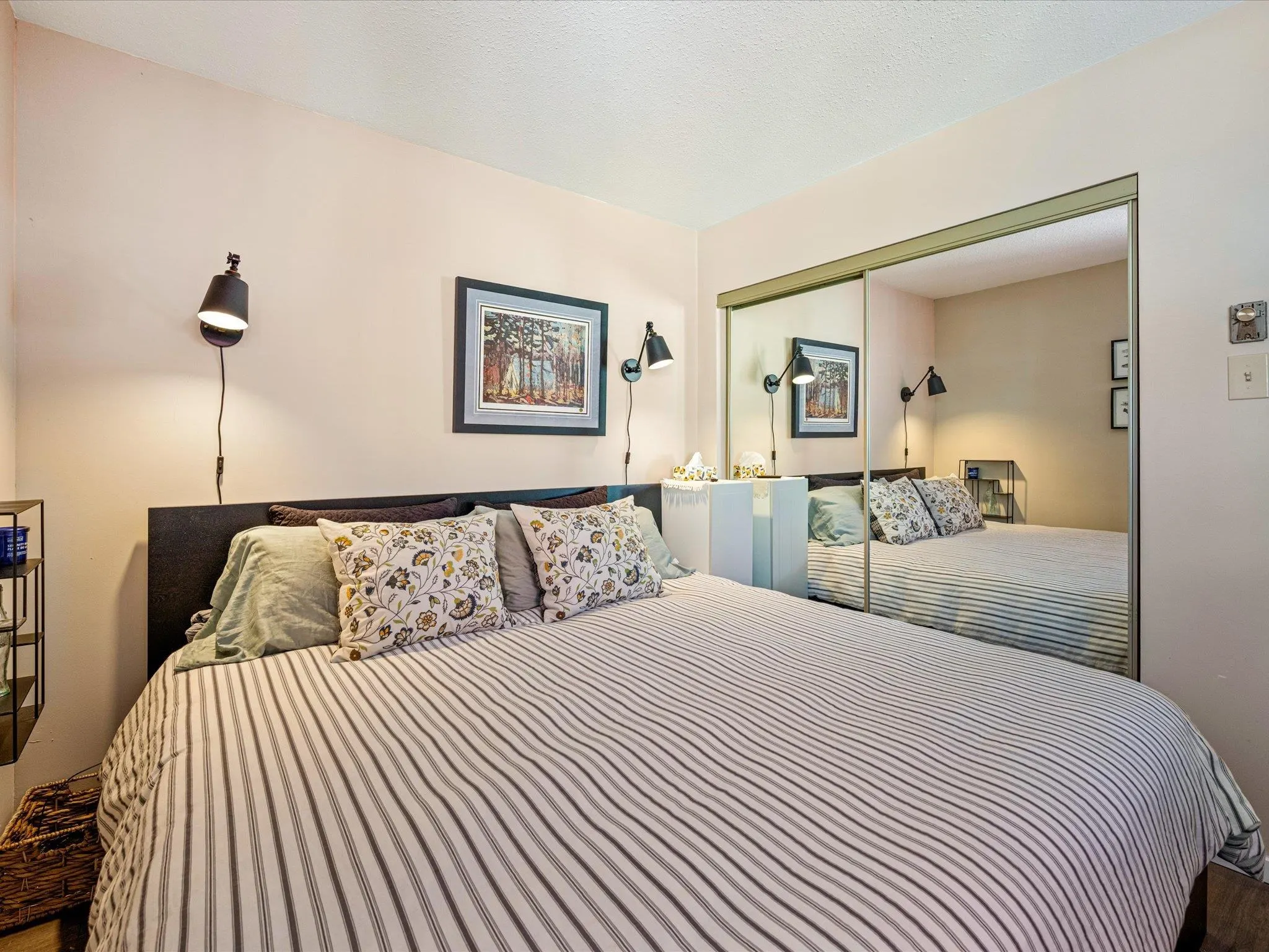 4 2227 Sapporo Drive