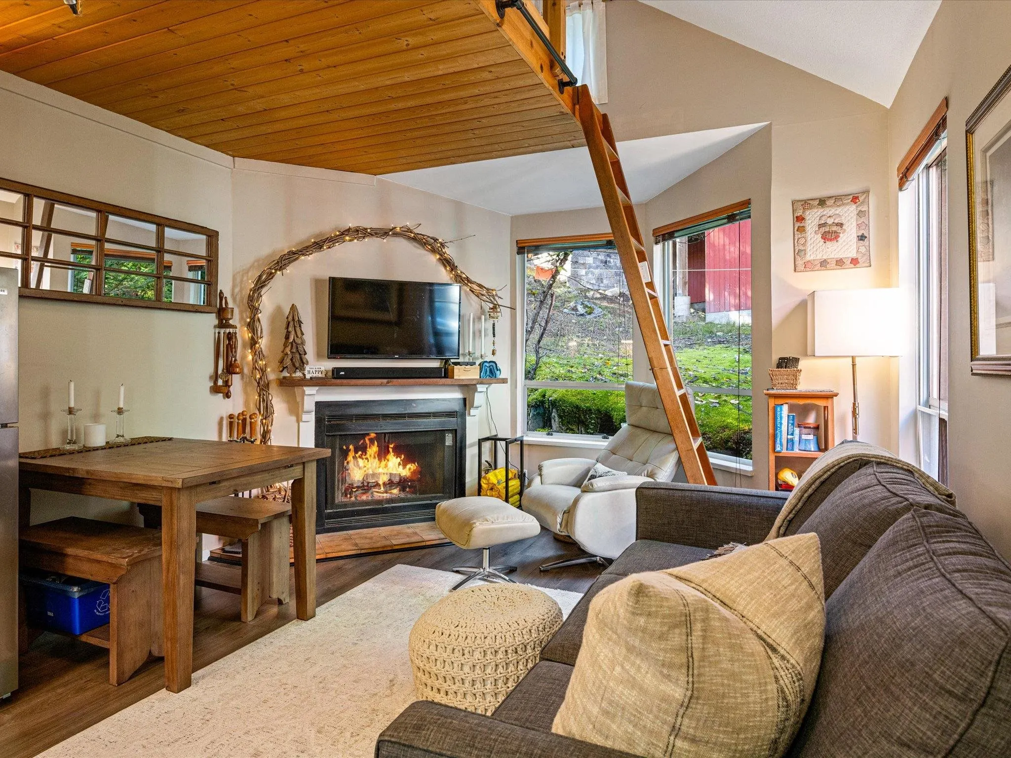 4 2227 Sapporo Drive