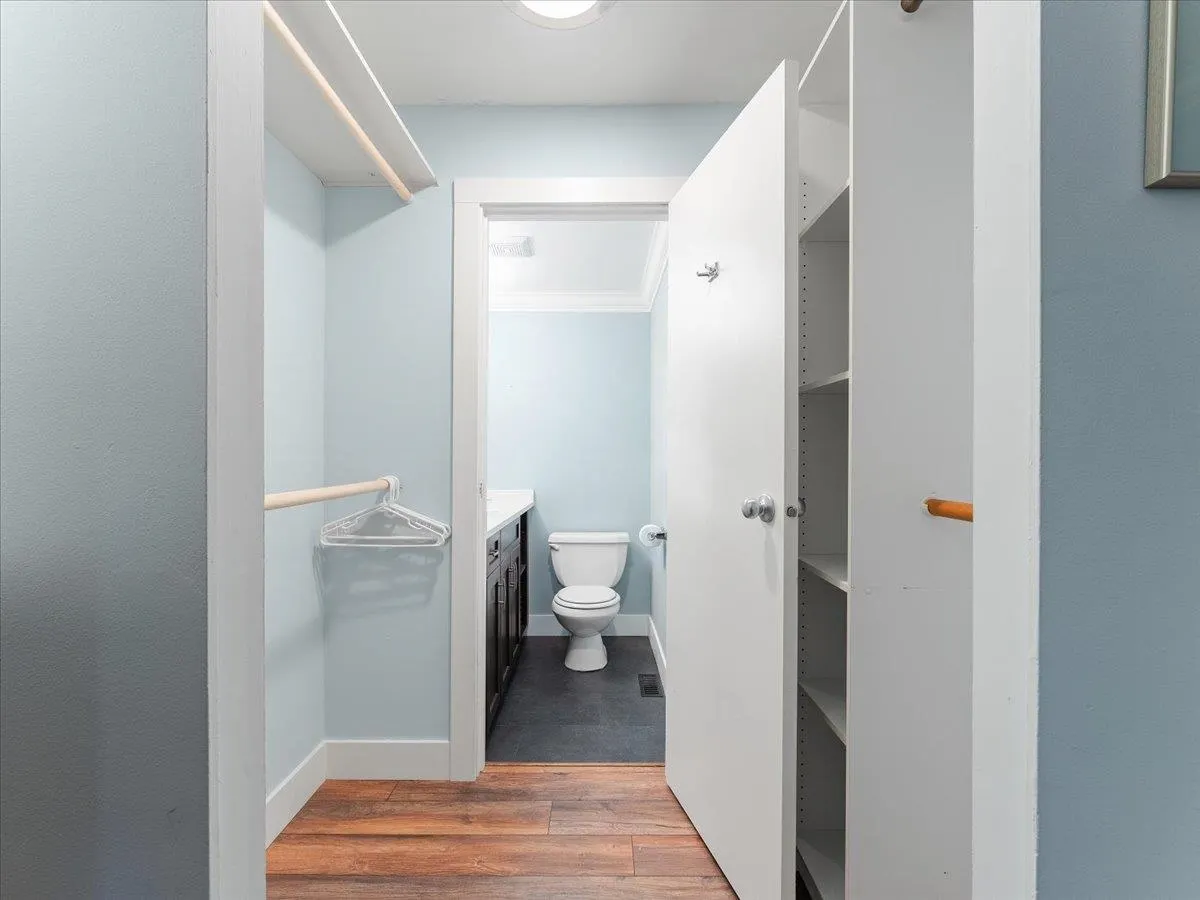 1019 Old Lillooet Road