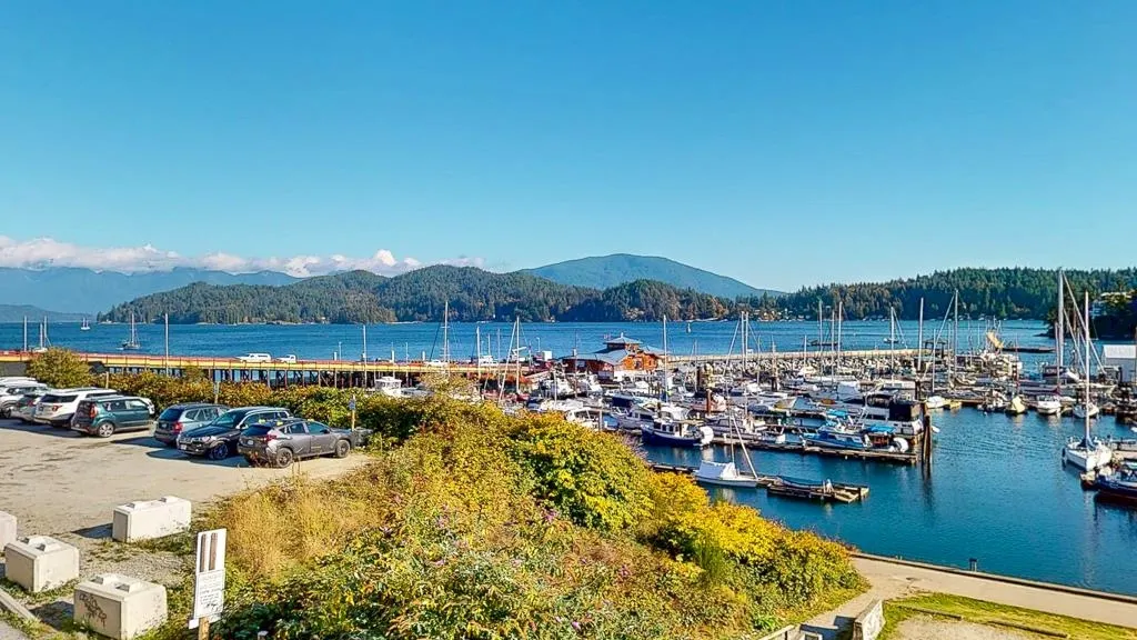 102 263 Gower Point Road