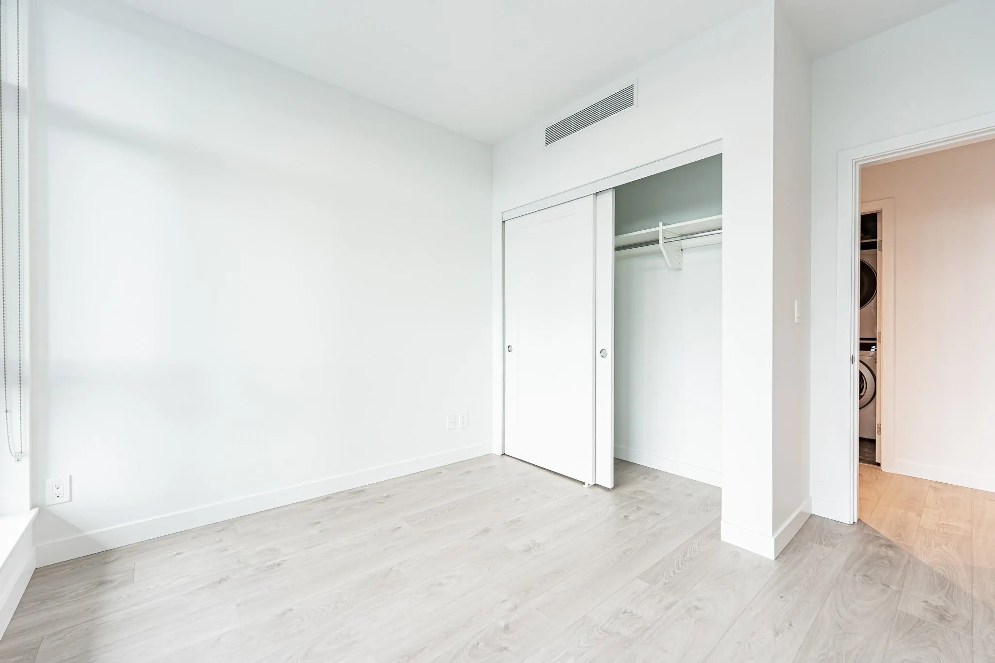 1004 2288 Alpha Avenue