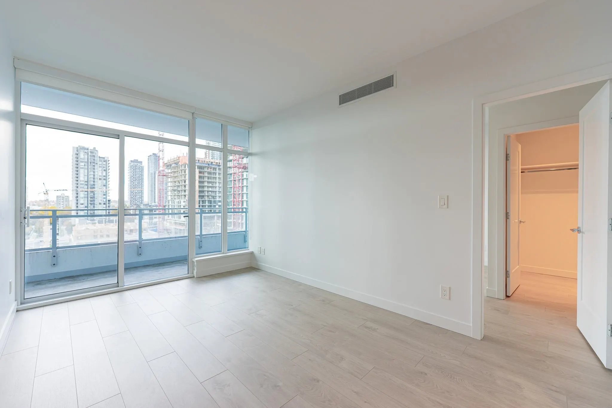 1004 2288 Alpha Avenue