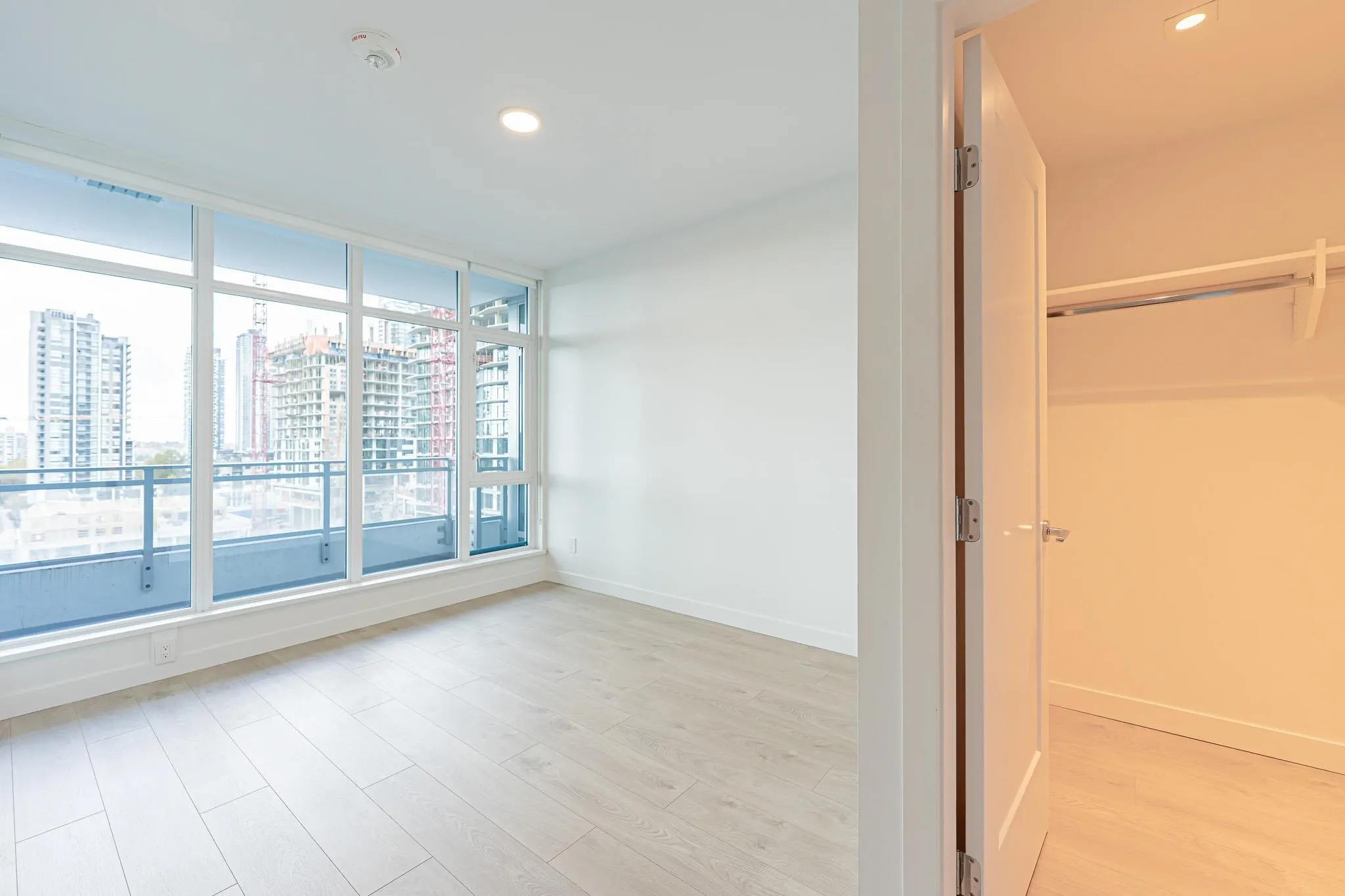 1004 2288 Alpha Avenue