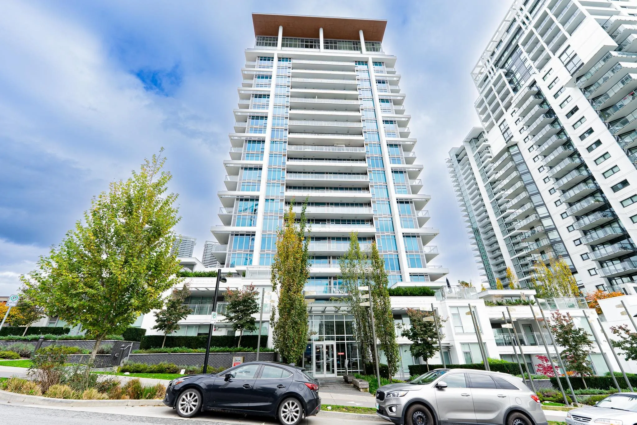 1004 2288 Alpha Avenue