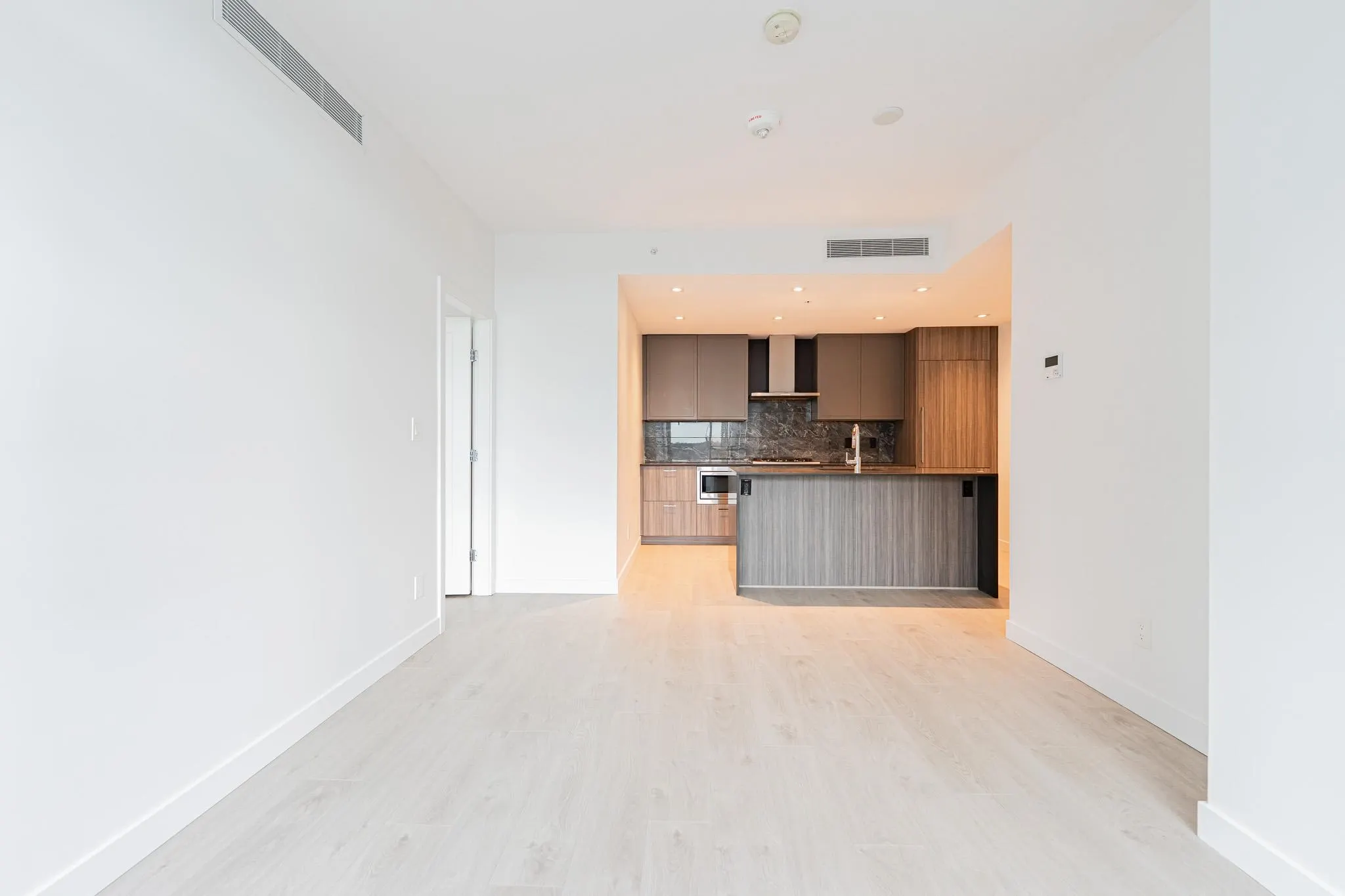 1004 2288 Alpha Avenue