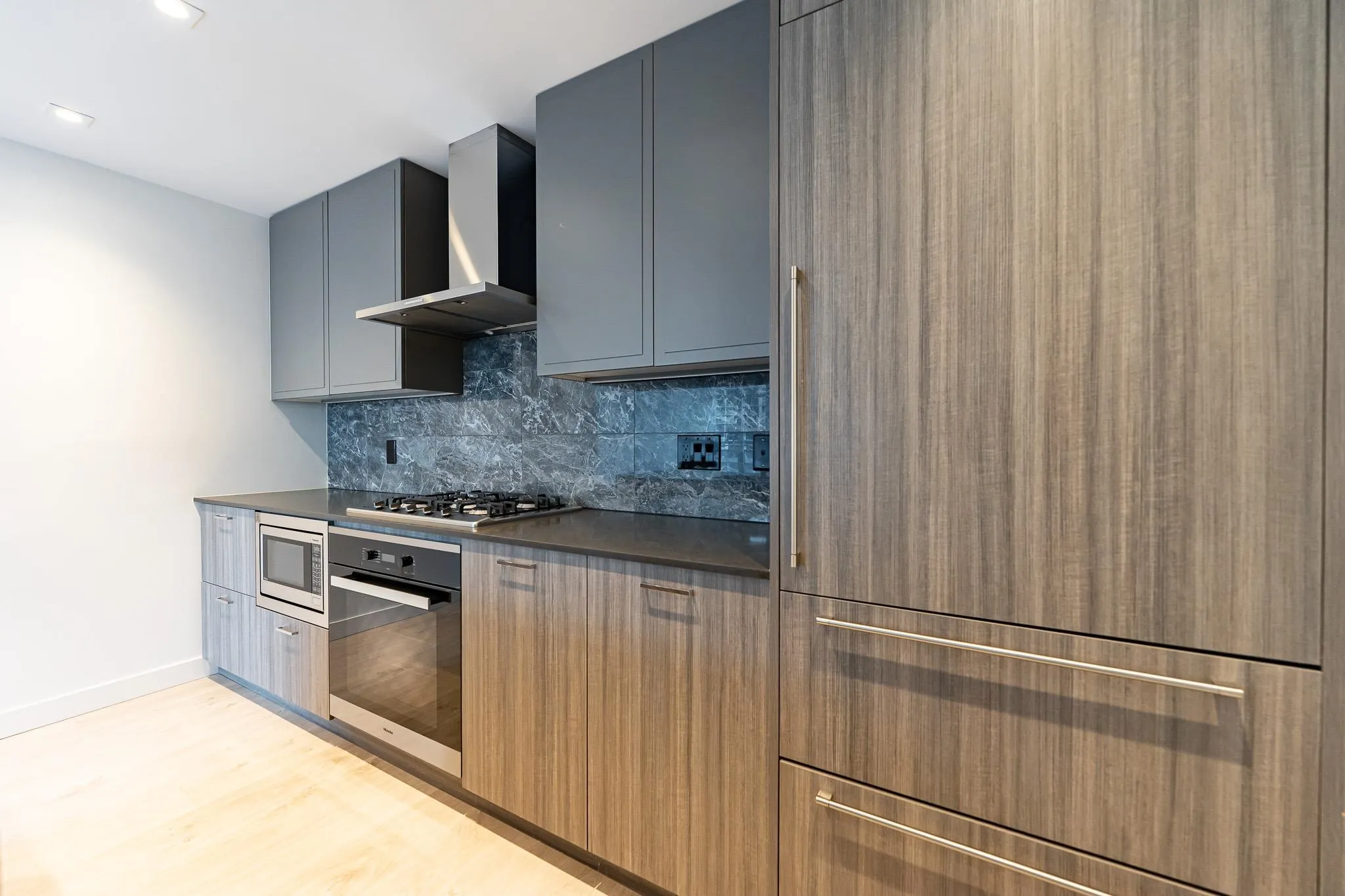 1004 2288 Alpha Avenue