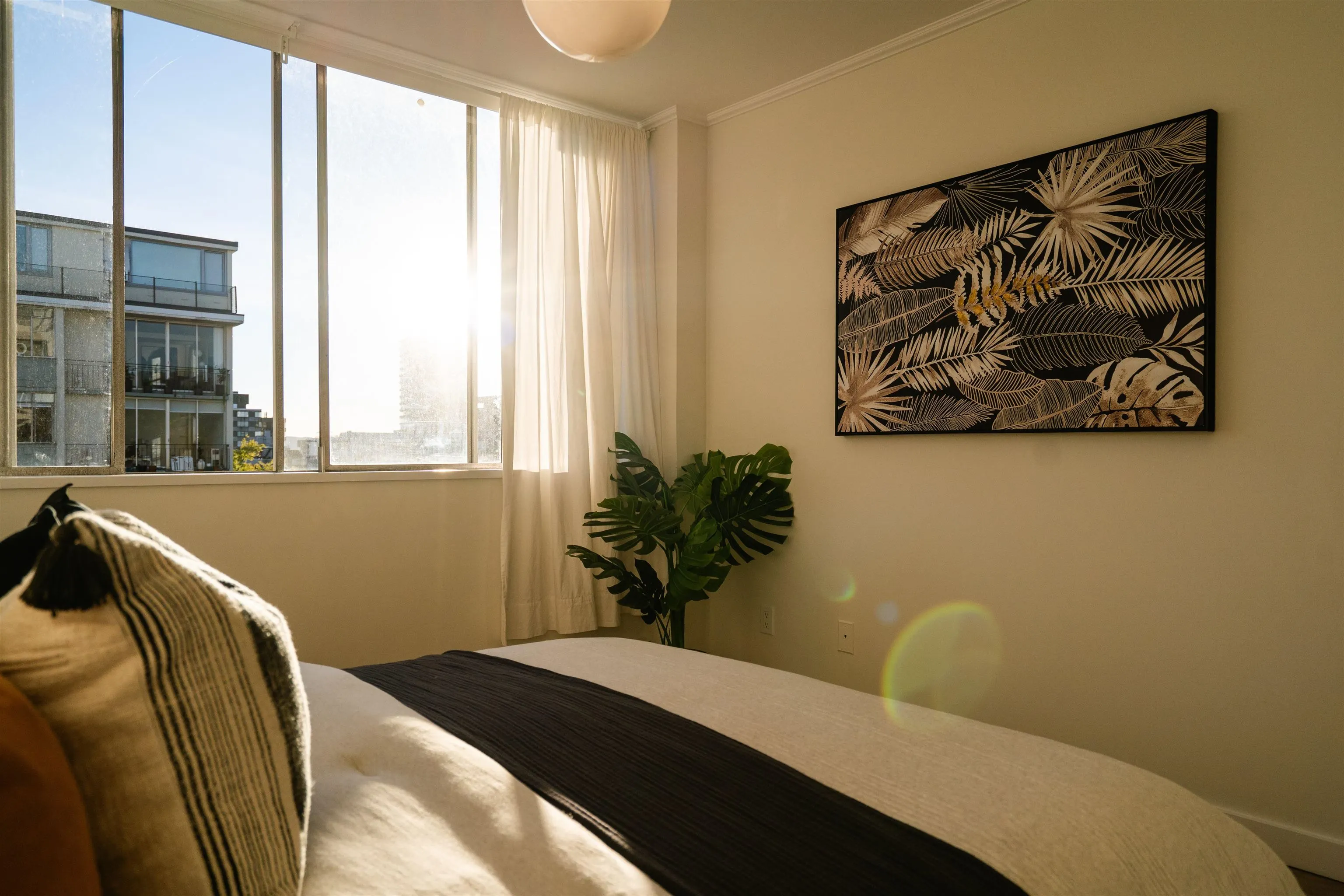 803 1967 Barclay Street