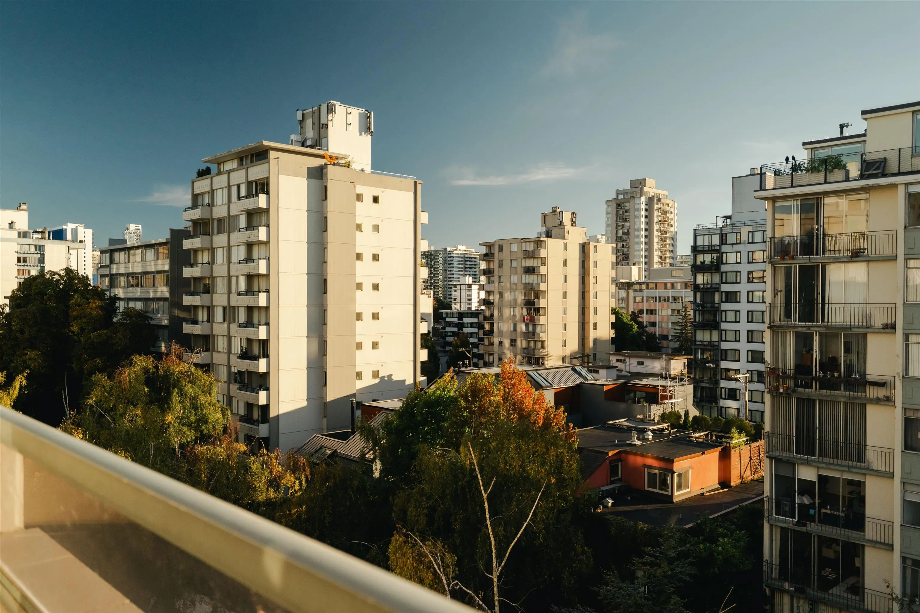 803 1967 Barclay Street