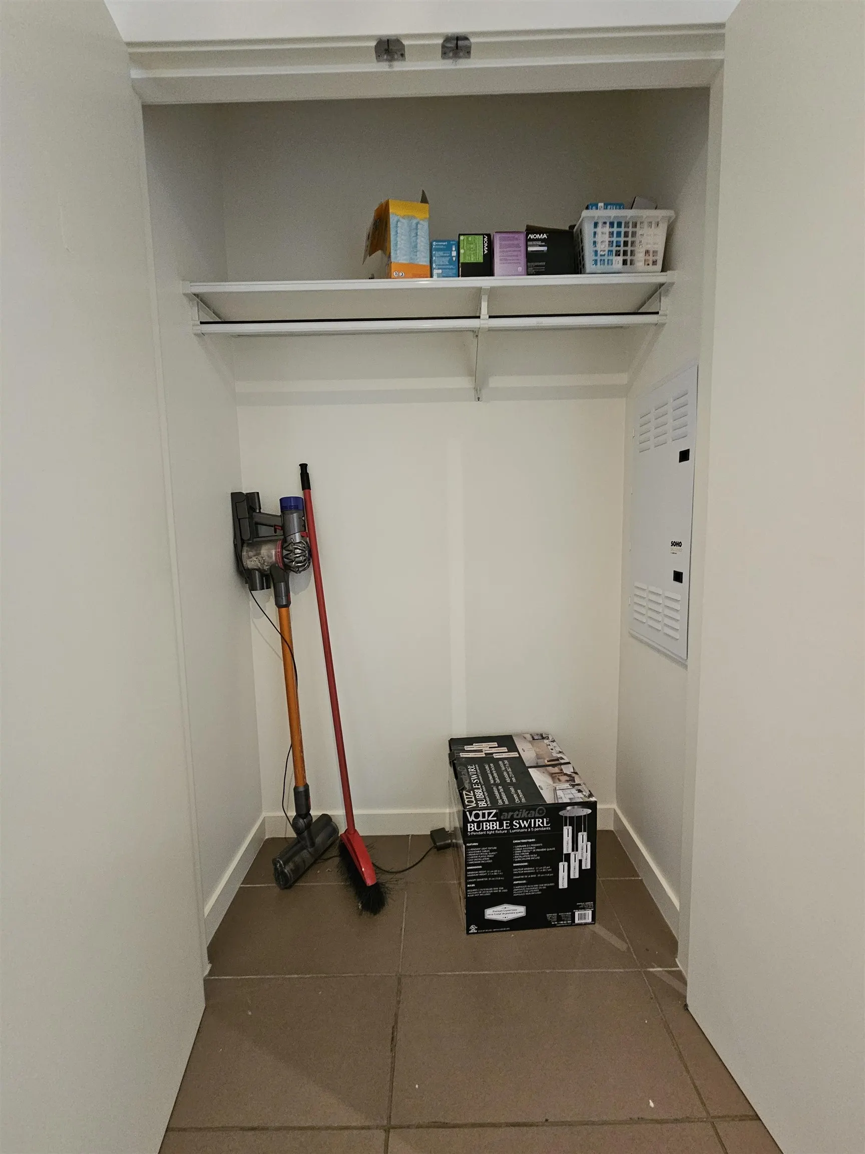 1406 1185 The High Street