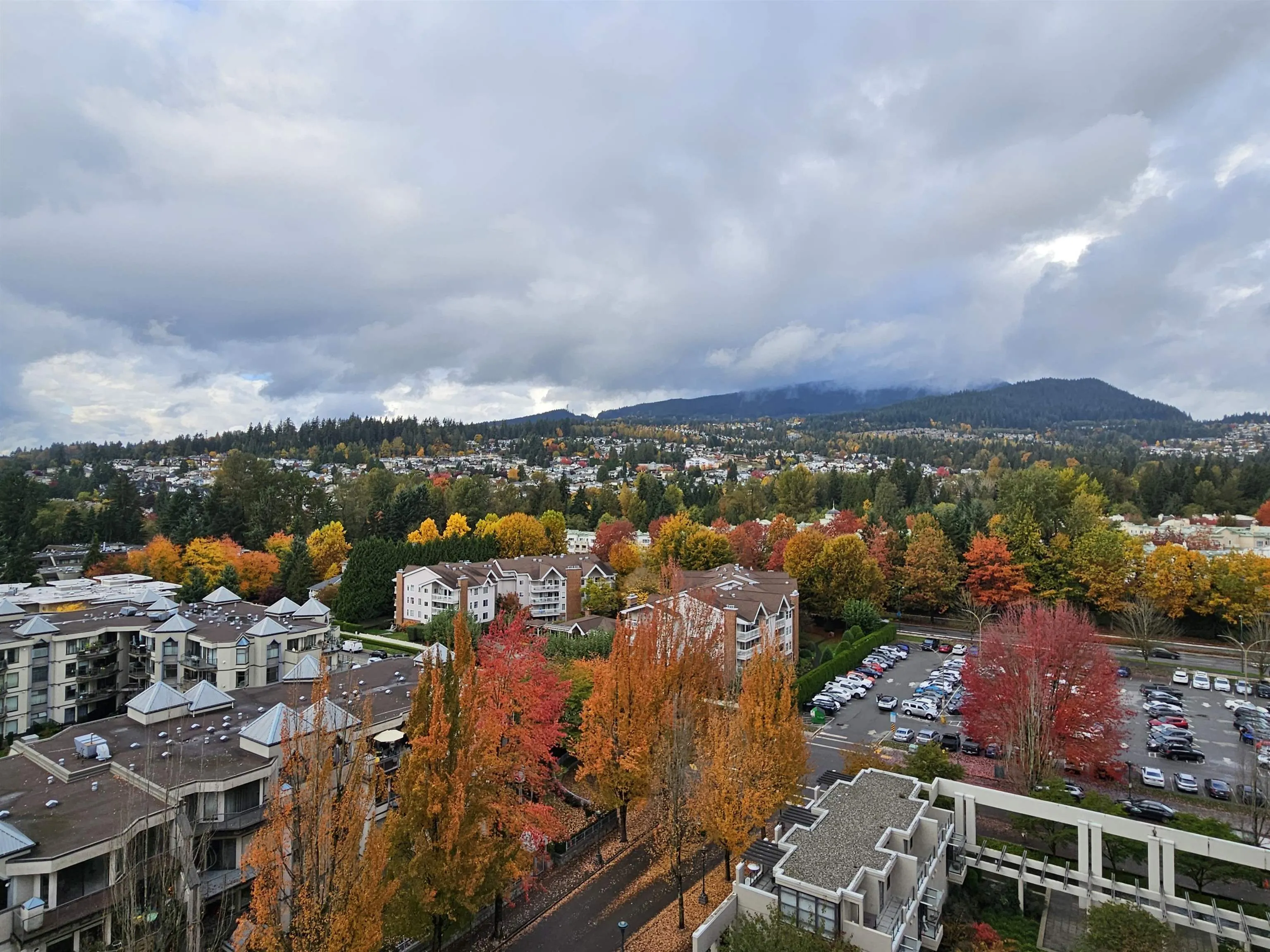 1406 1185 The High Street