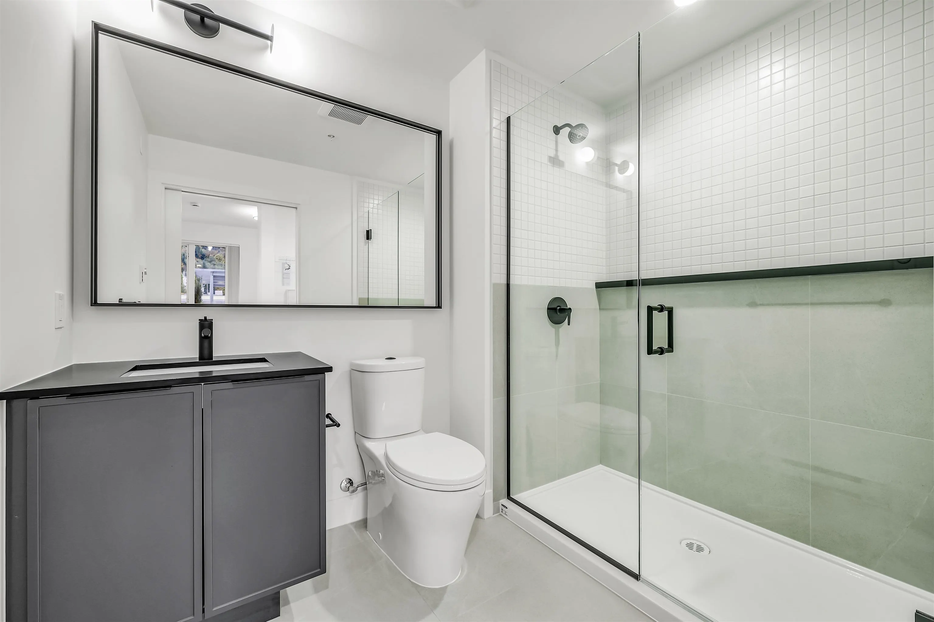 203 3075 Murrey Street