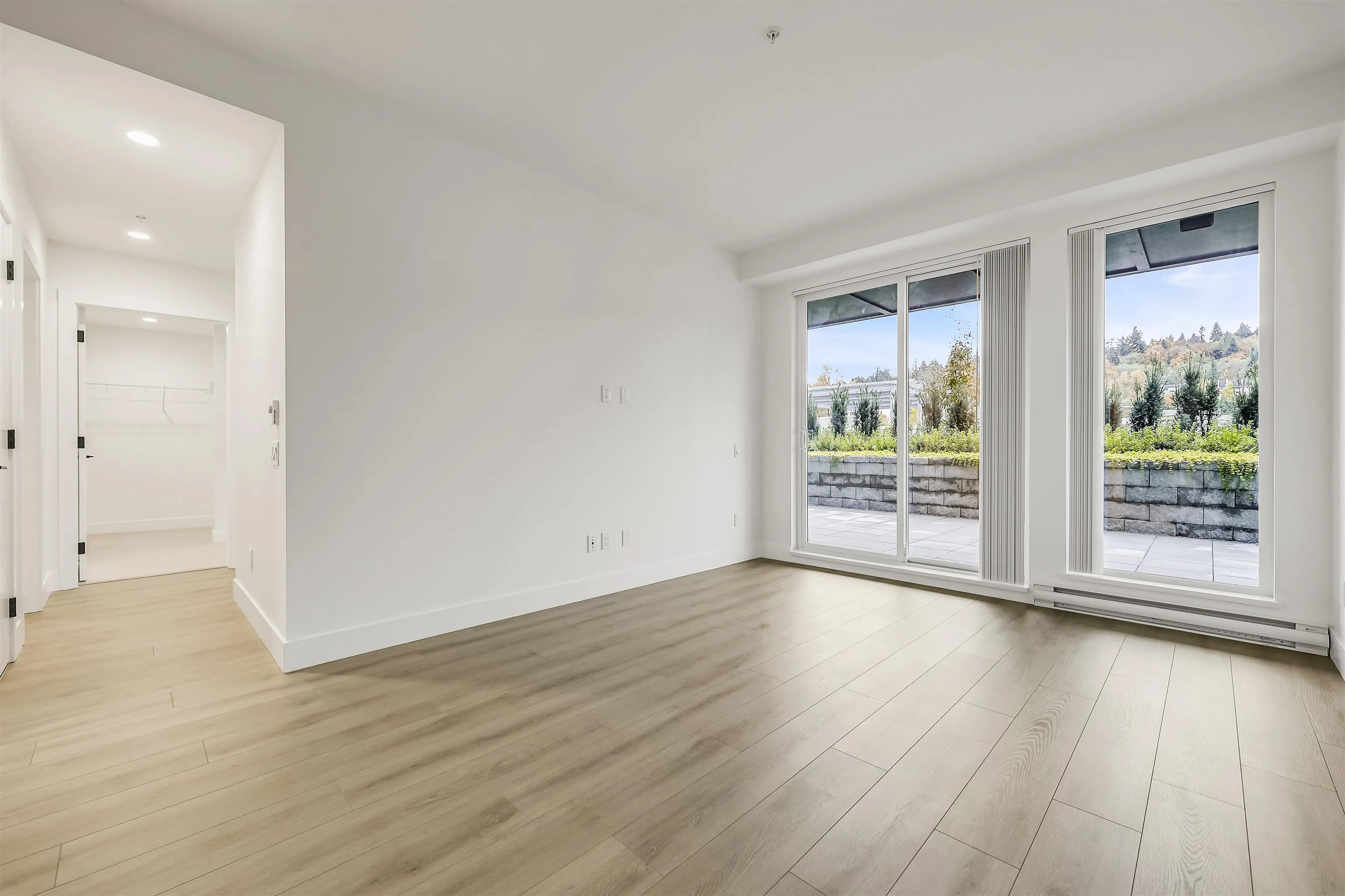 203 3075 Murrey Street