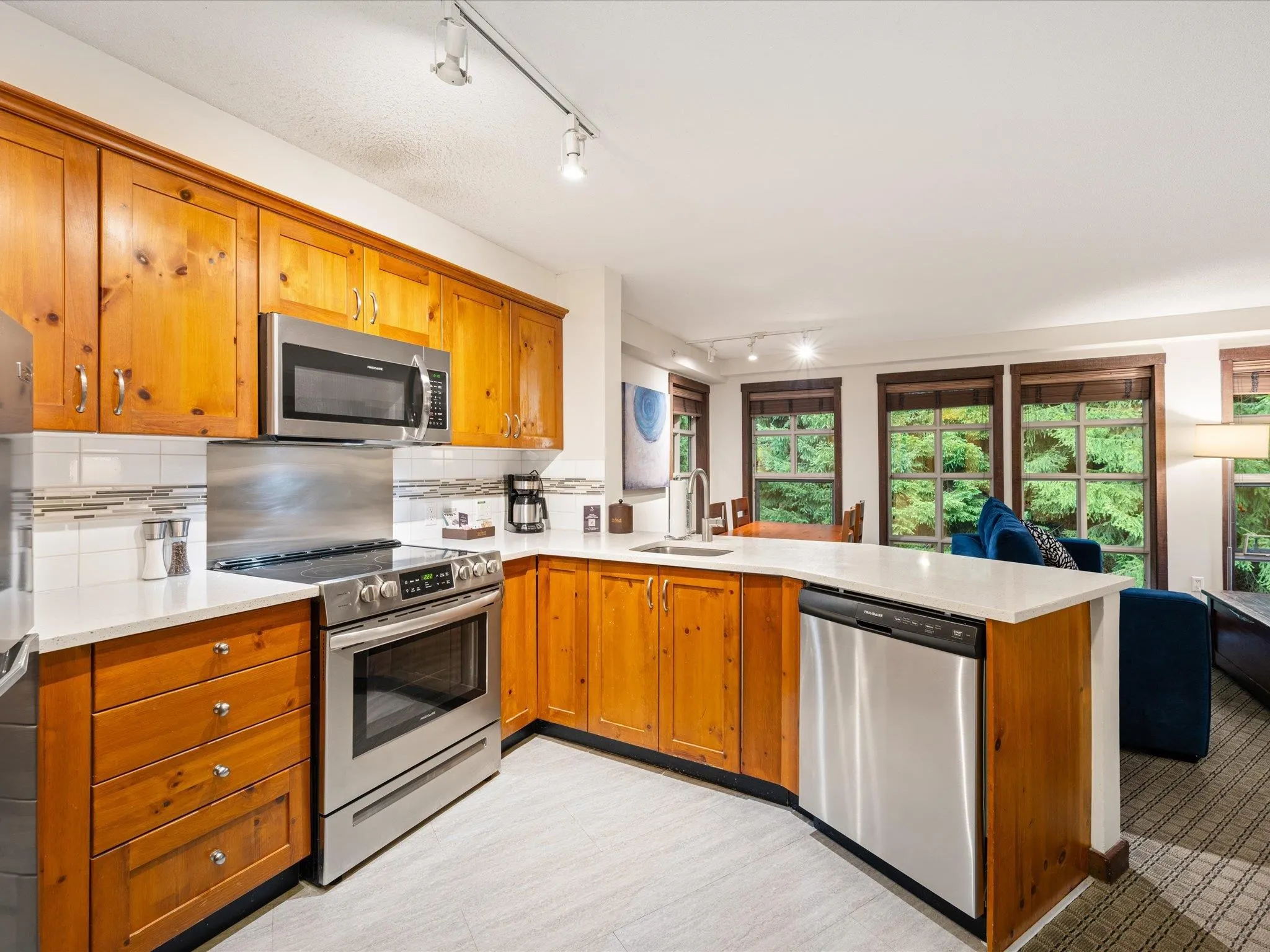 621 4899 Painted Cliff Road