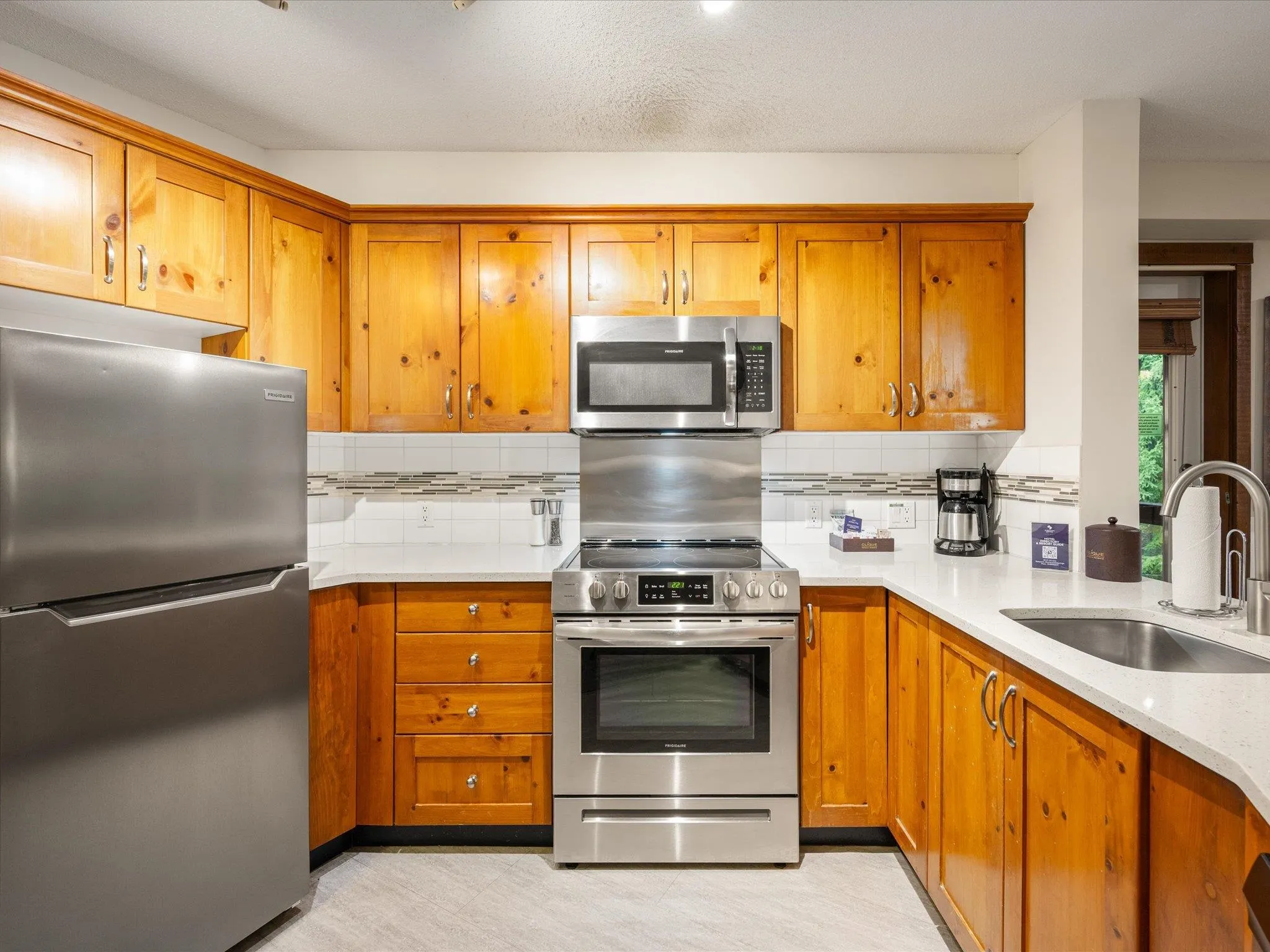 621 4899 Painted Cliff Road