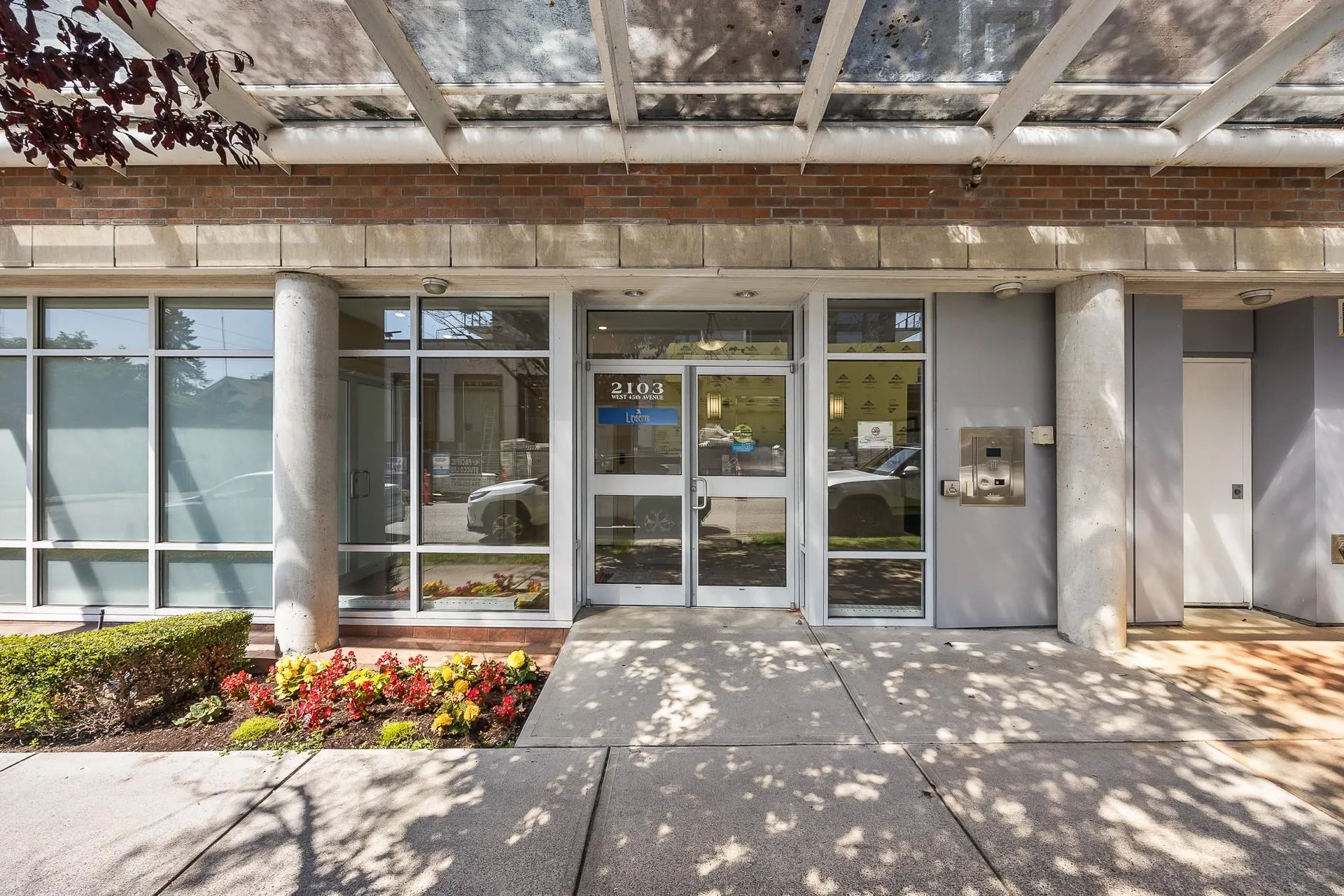 406 2103 W 45th Avenue