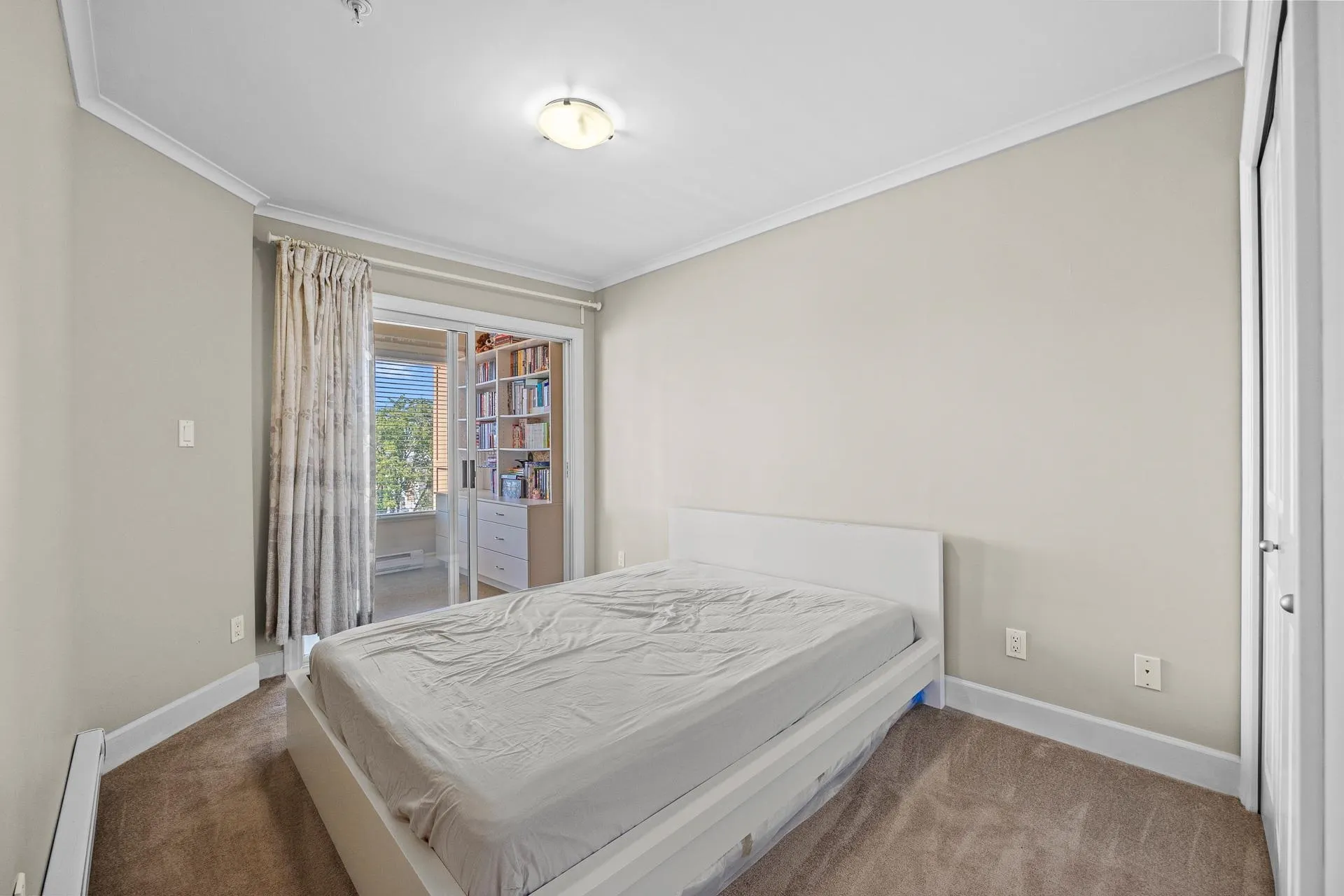 406 2103 W 45th Avenue