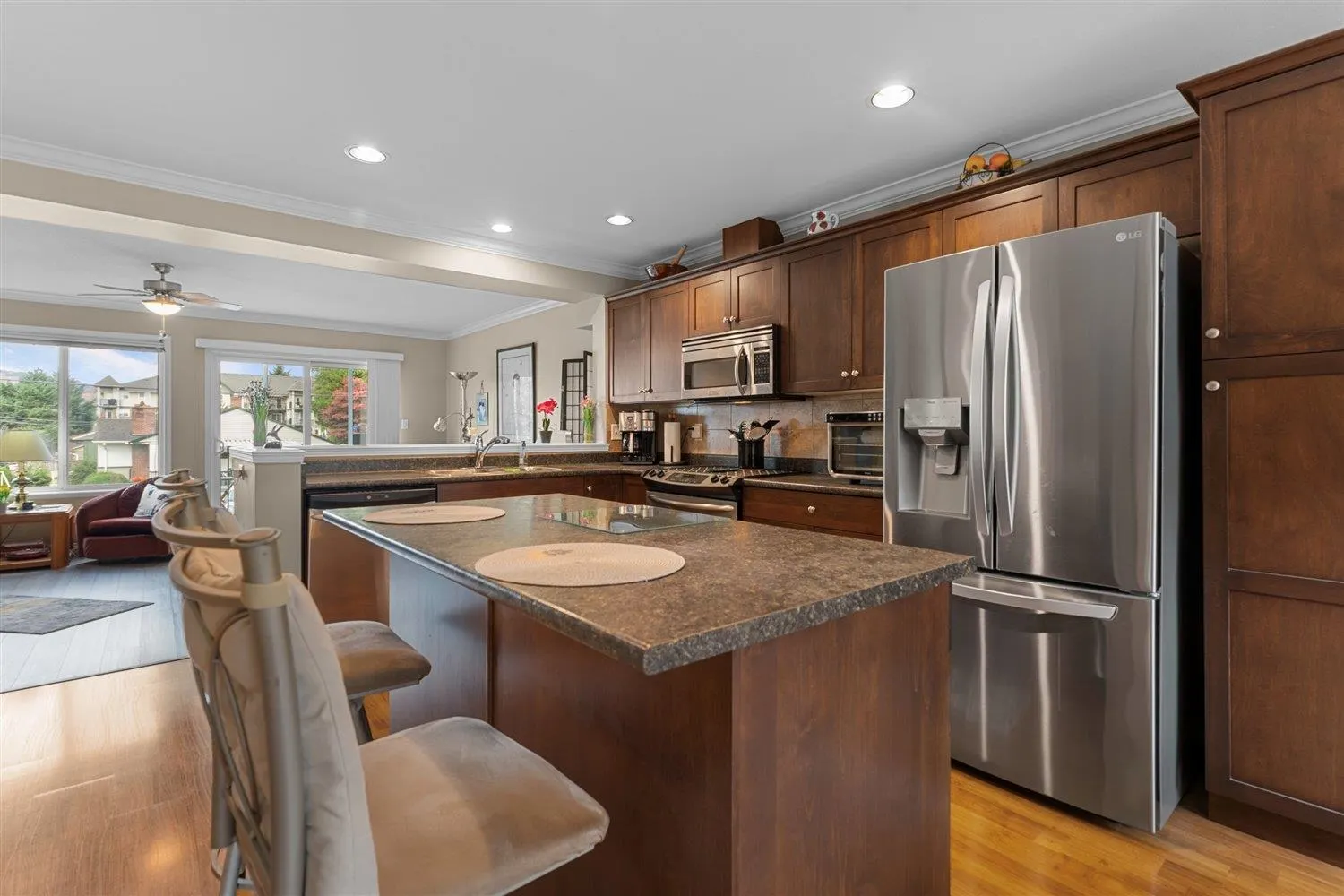 18 8830 Nowell Street