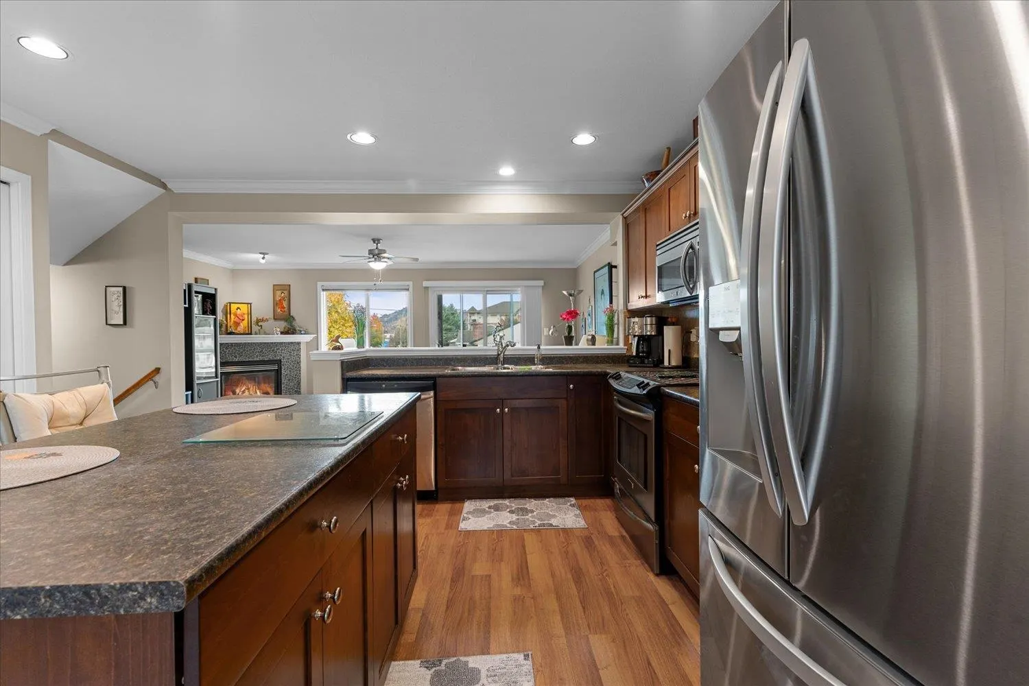 18 8830 Nowell Street