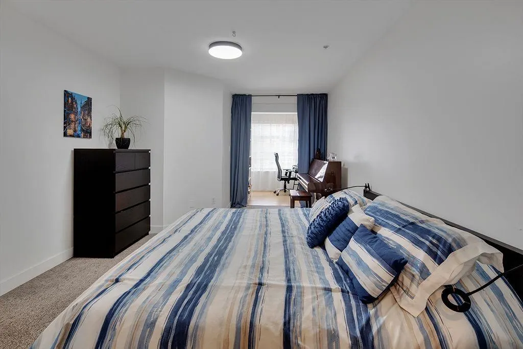 411 108 W Esplanade Avenue