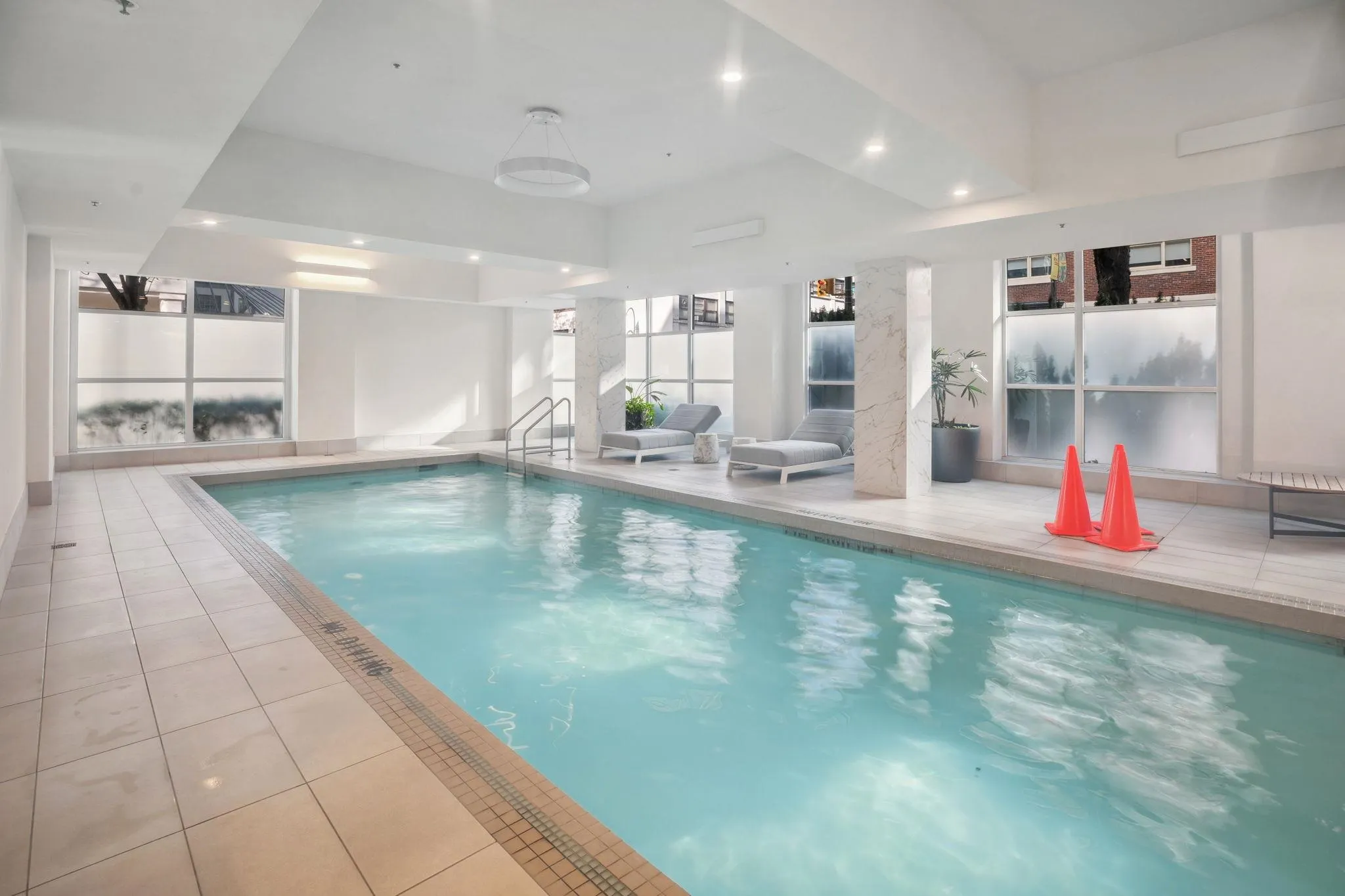 2101 388 Drake Street