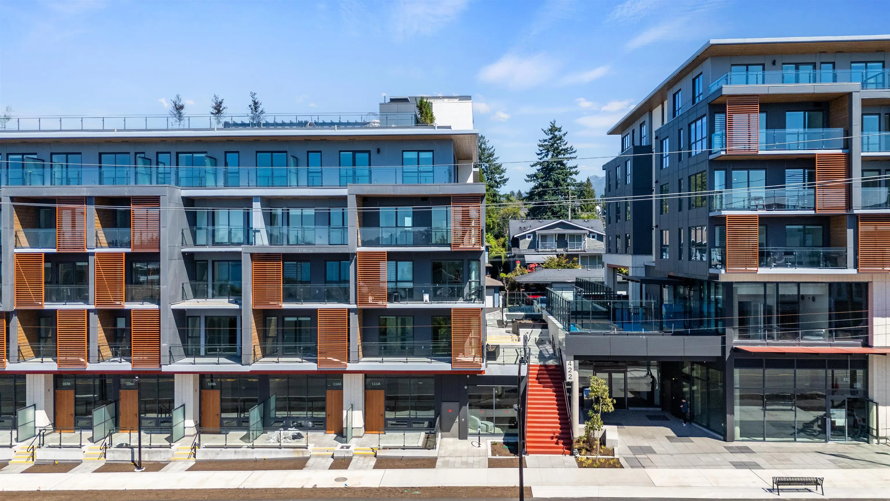 365 422 E 3rd Street