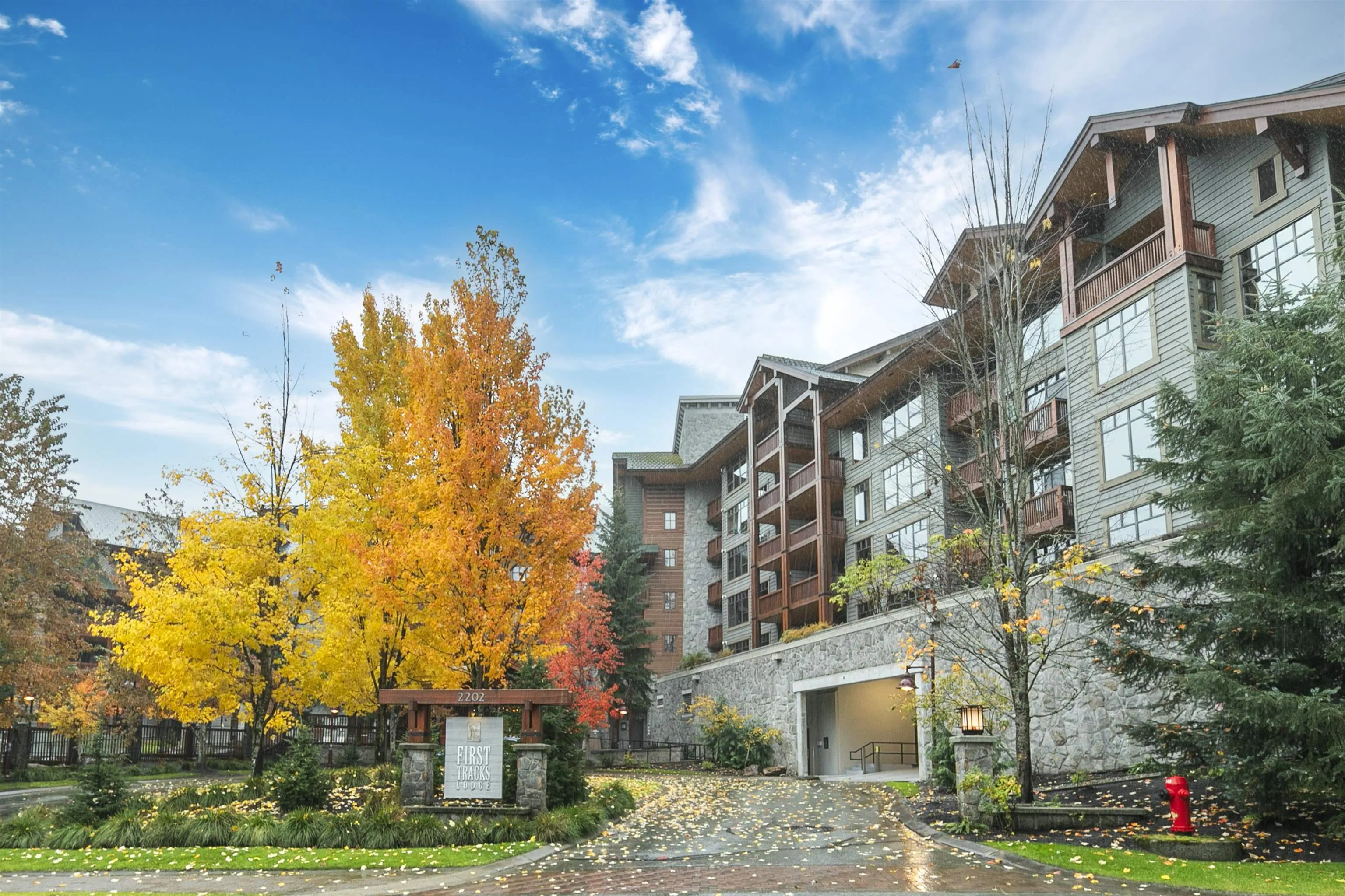 401 2202 Gondola Way