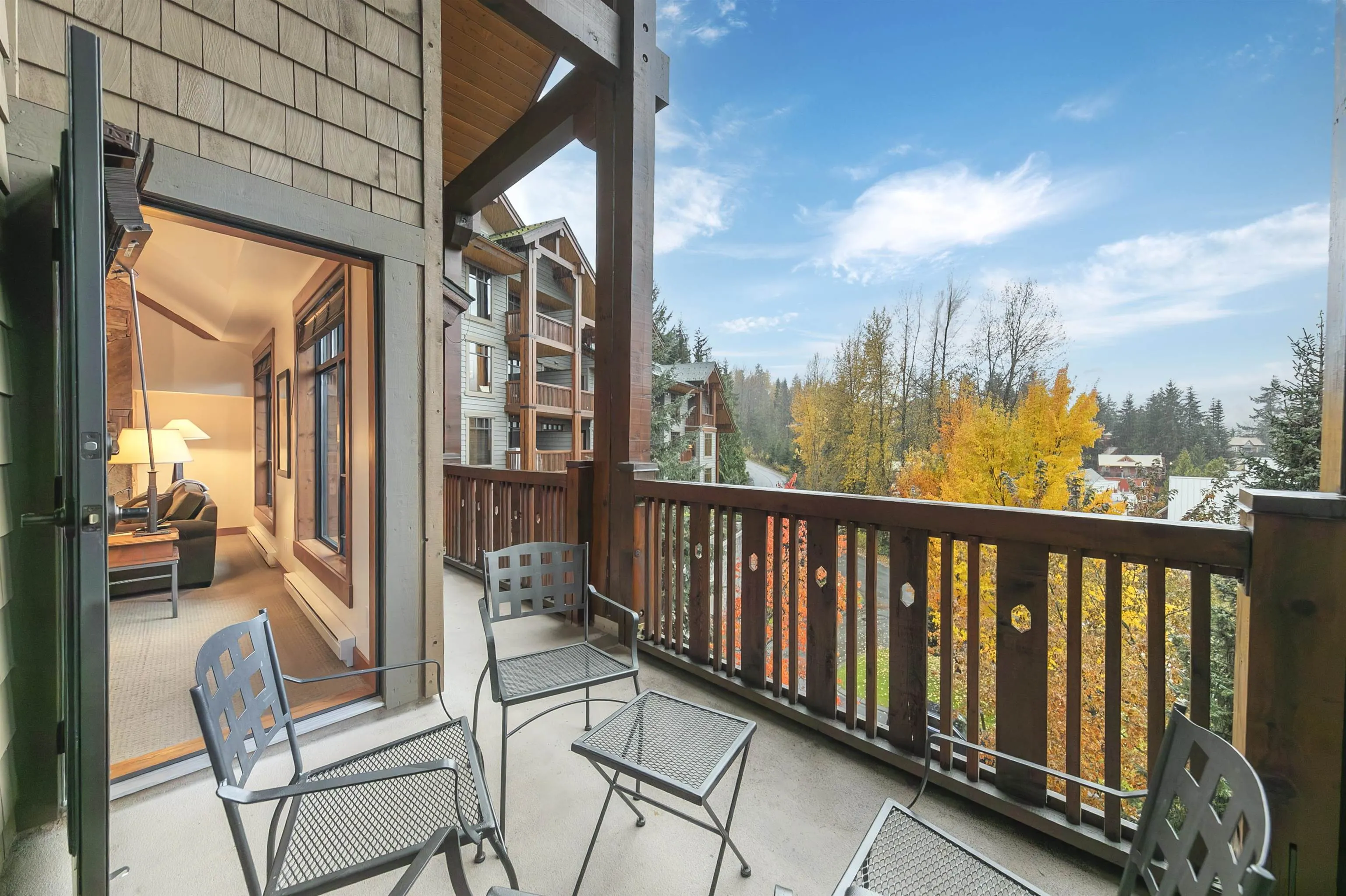 401 2202 Gondola Way