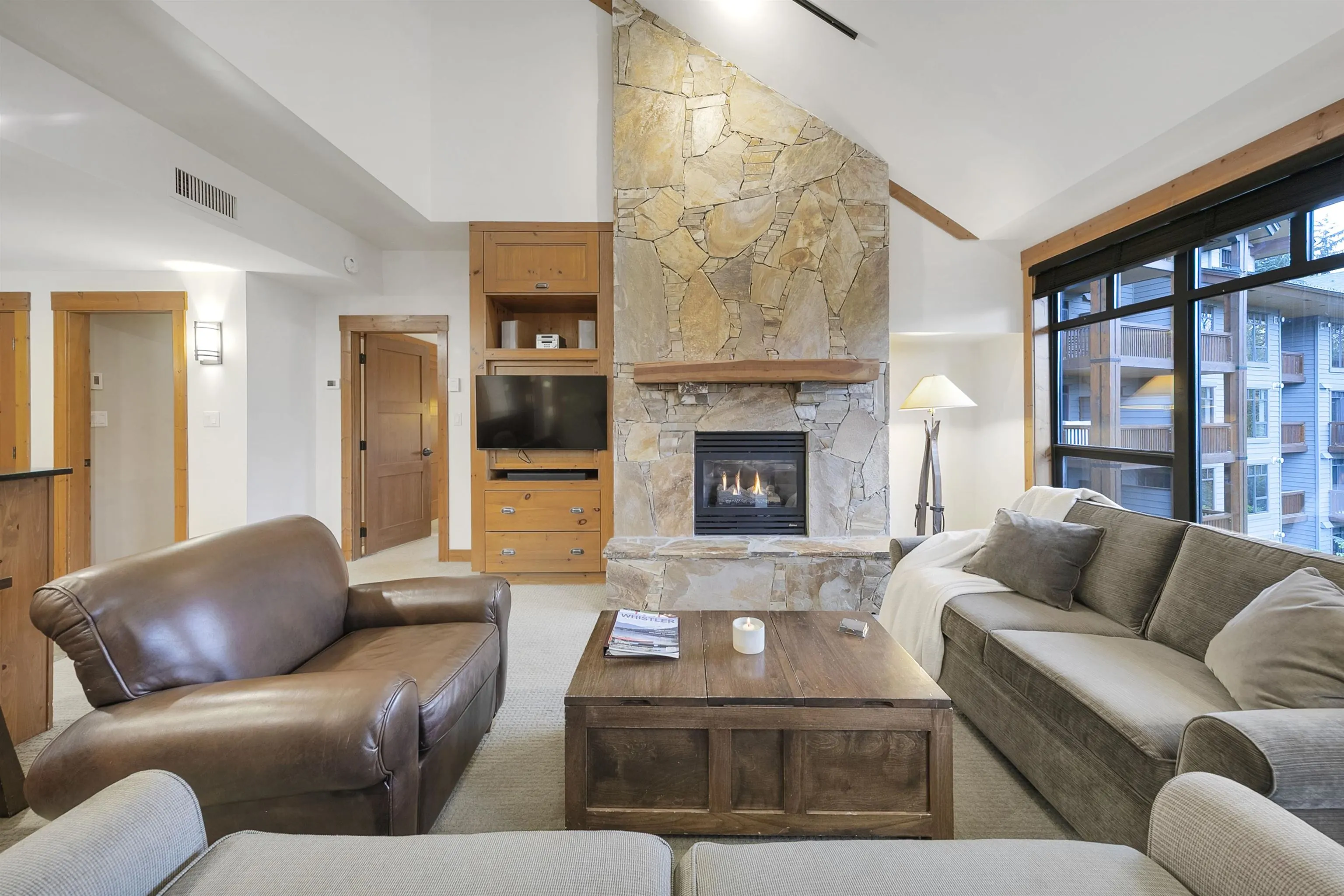 401 2202 Gondola Way