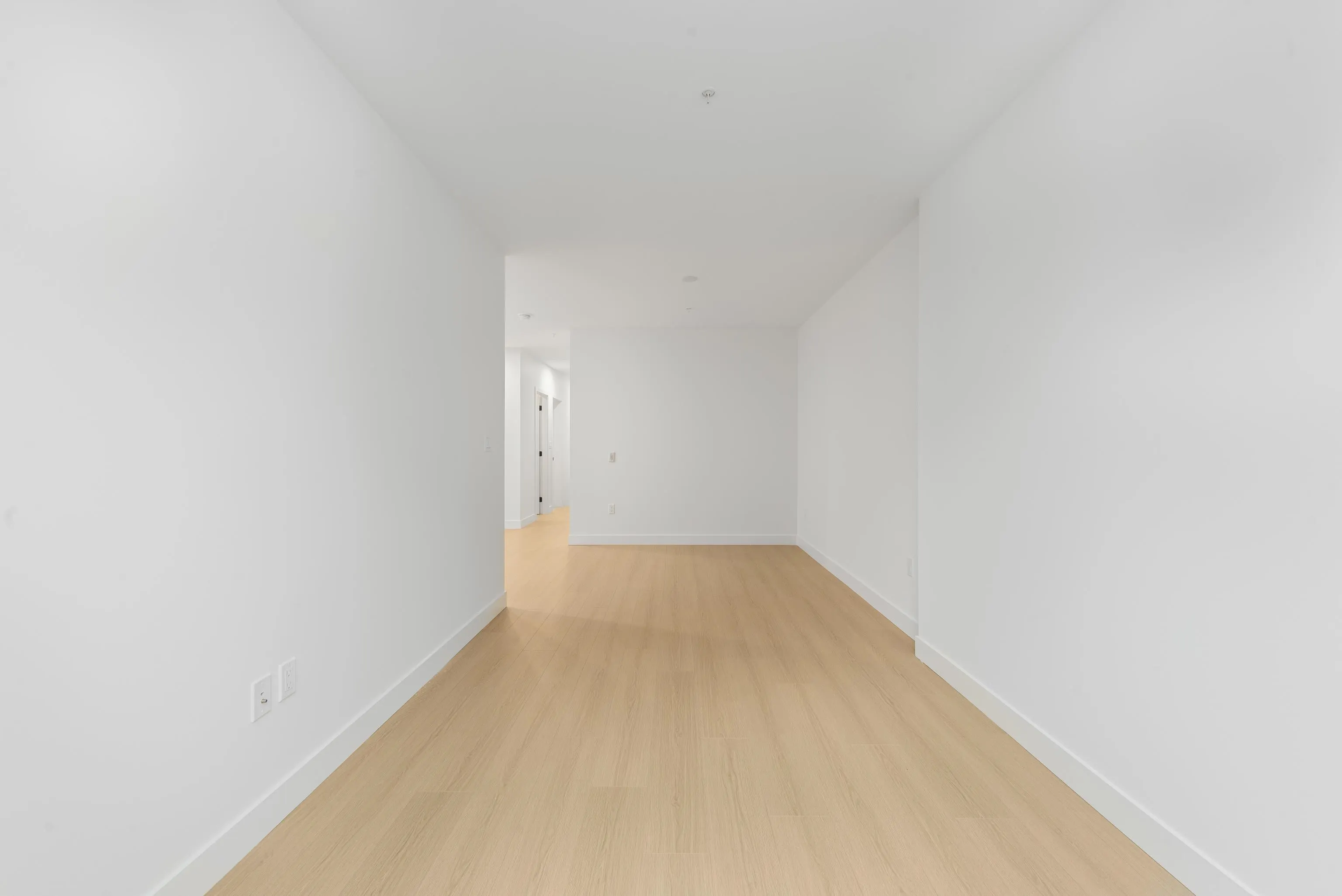 117 422 E 3rd Street