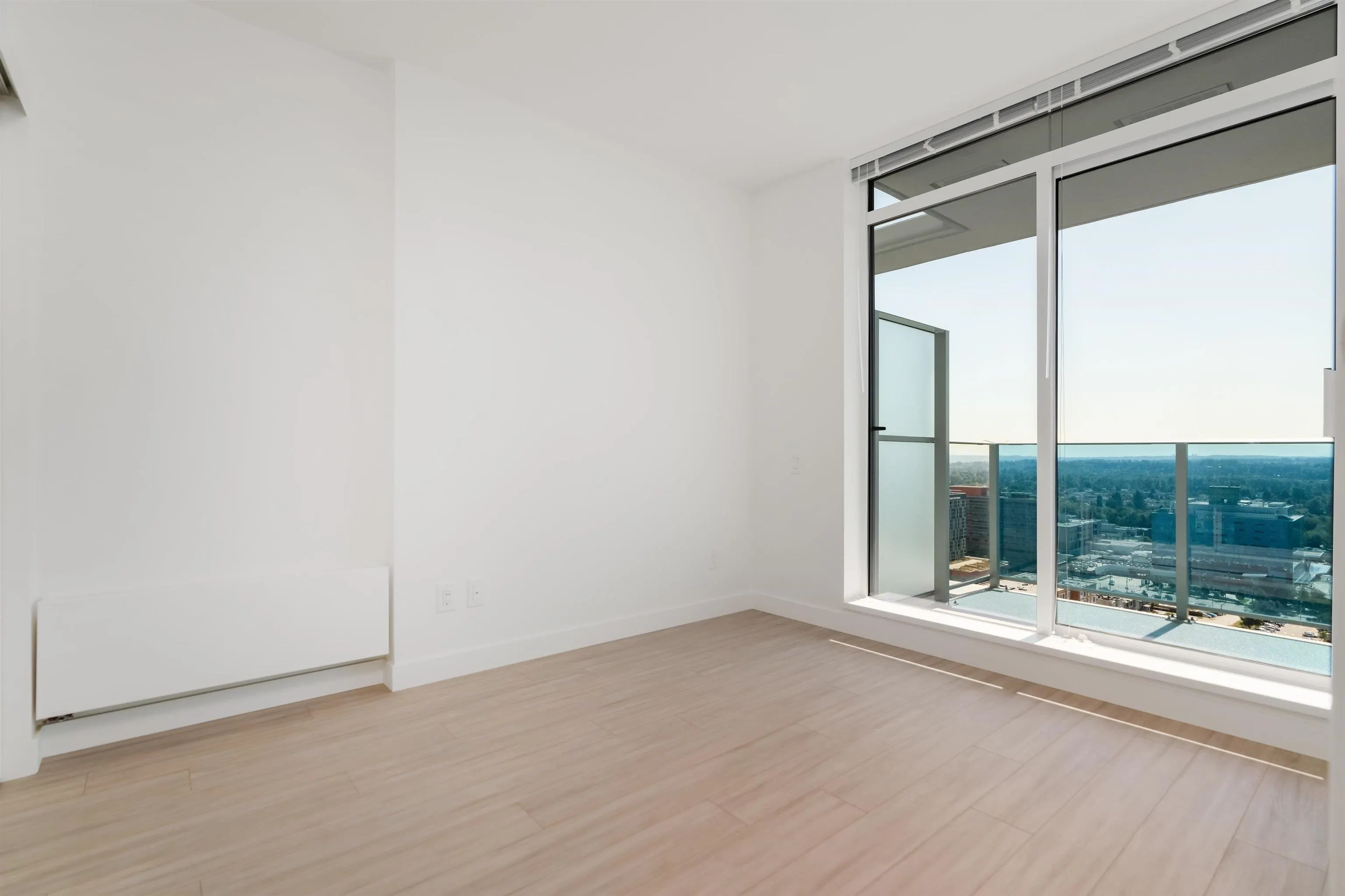 2301 13615 Fraser Highway