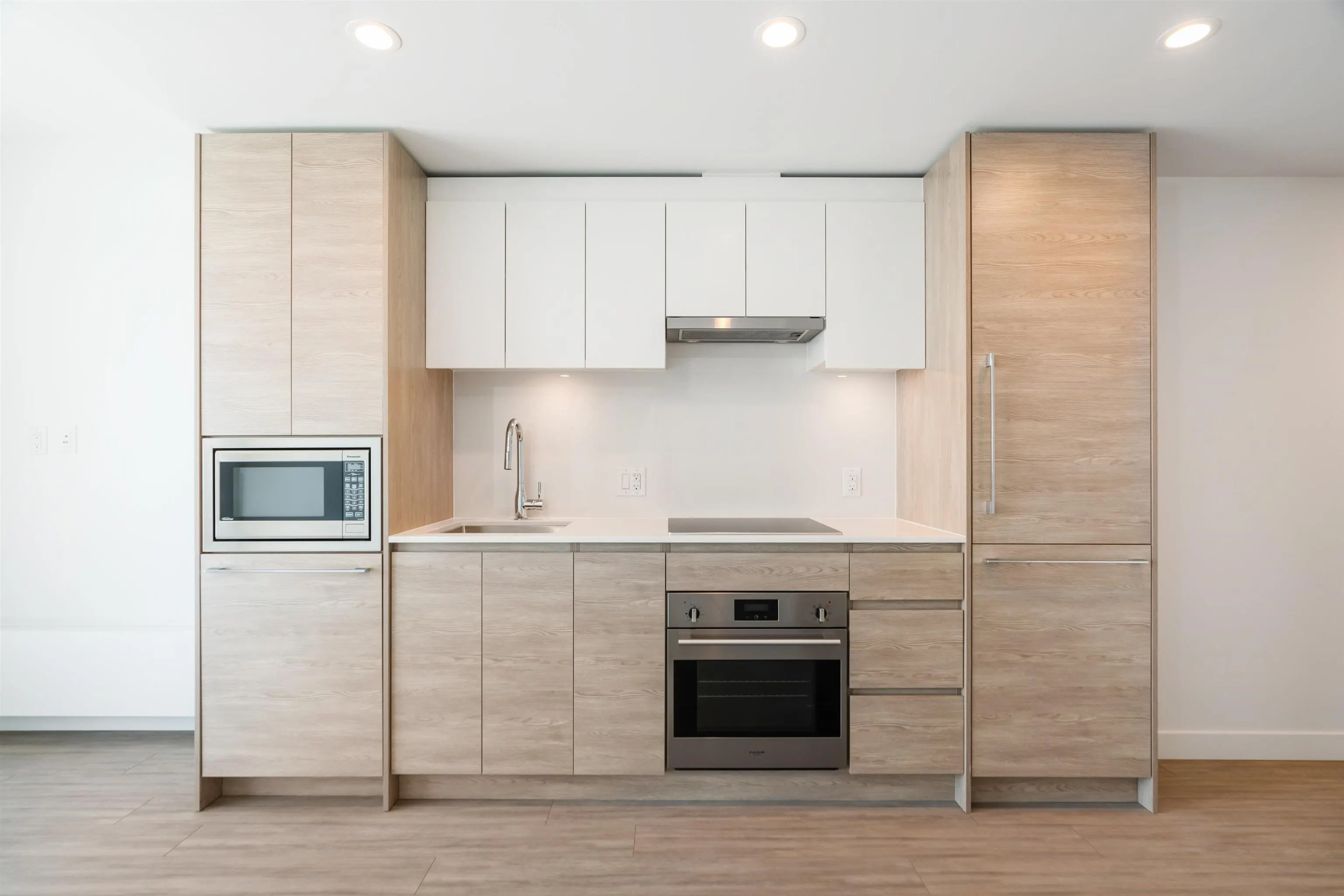 2301 13615 Fraser Highway