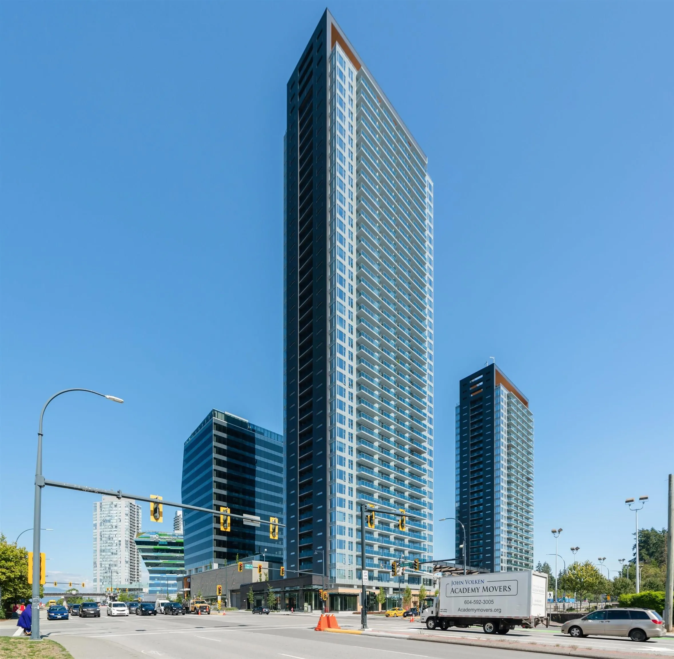 2301 13615 Fraser Highway