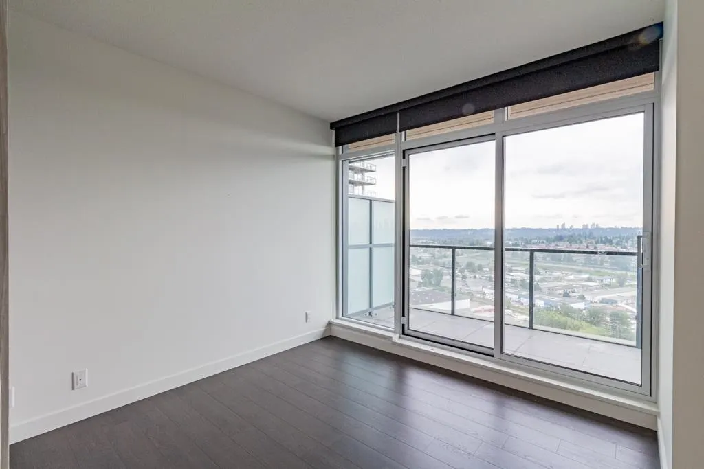 2409 4880 Lougheed Highway