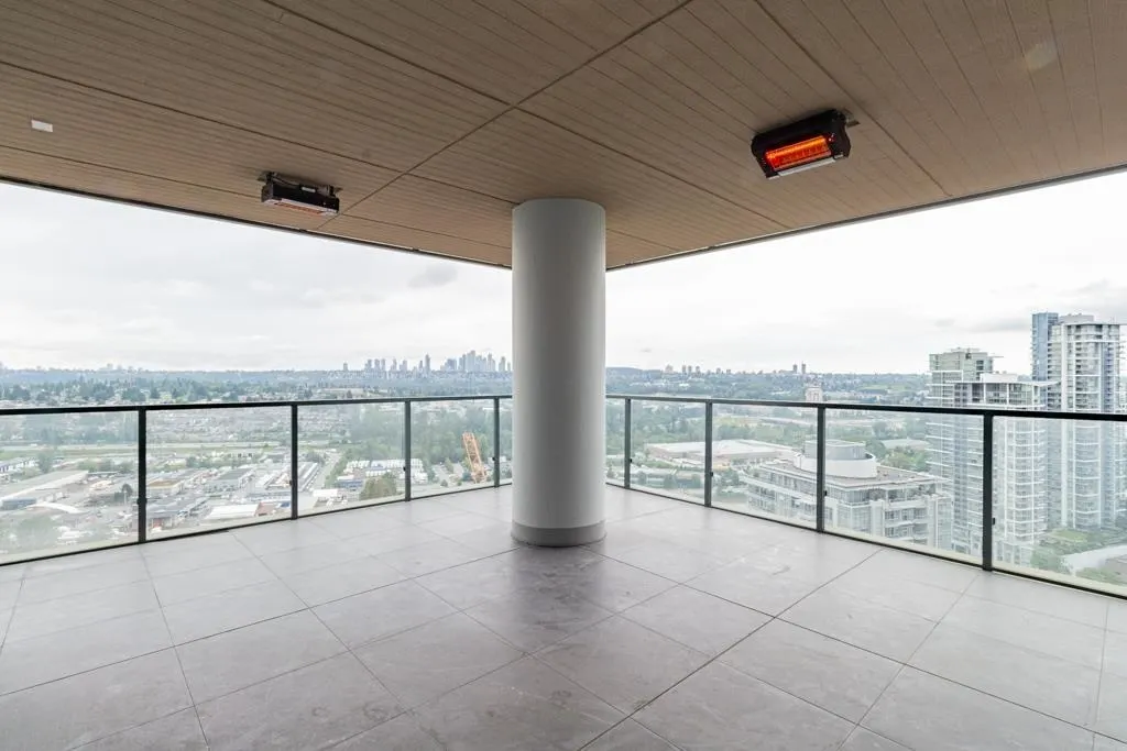 2409 4880 Lougheed Highway