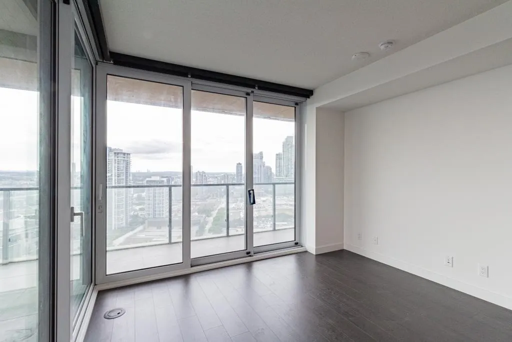 2409 4880 Lougheed Highway