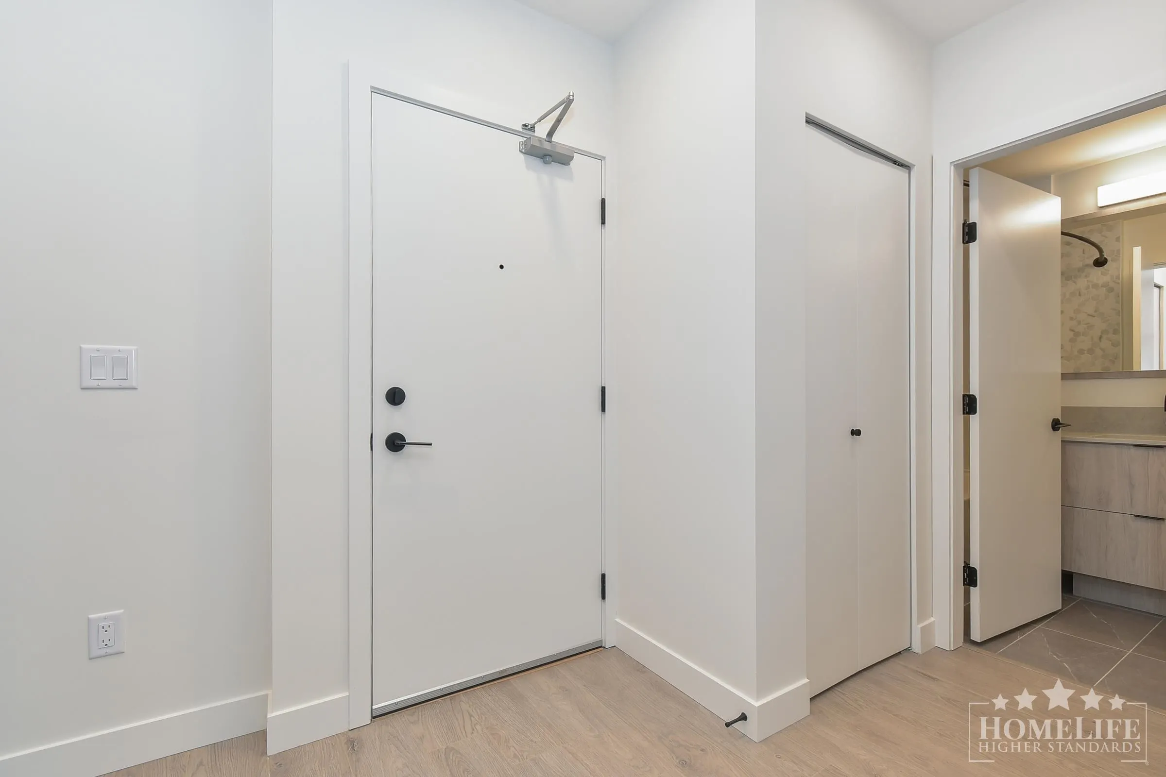 404 13258 105 Avenue