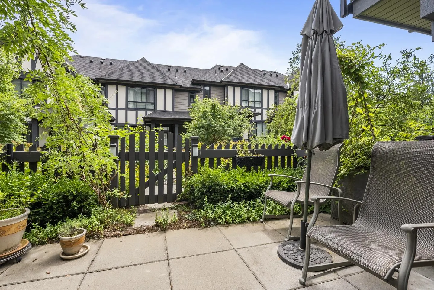 153 3500 Burke Village Promenade