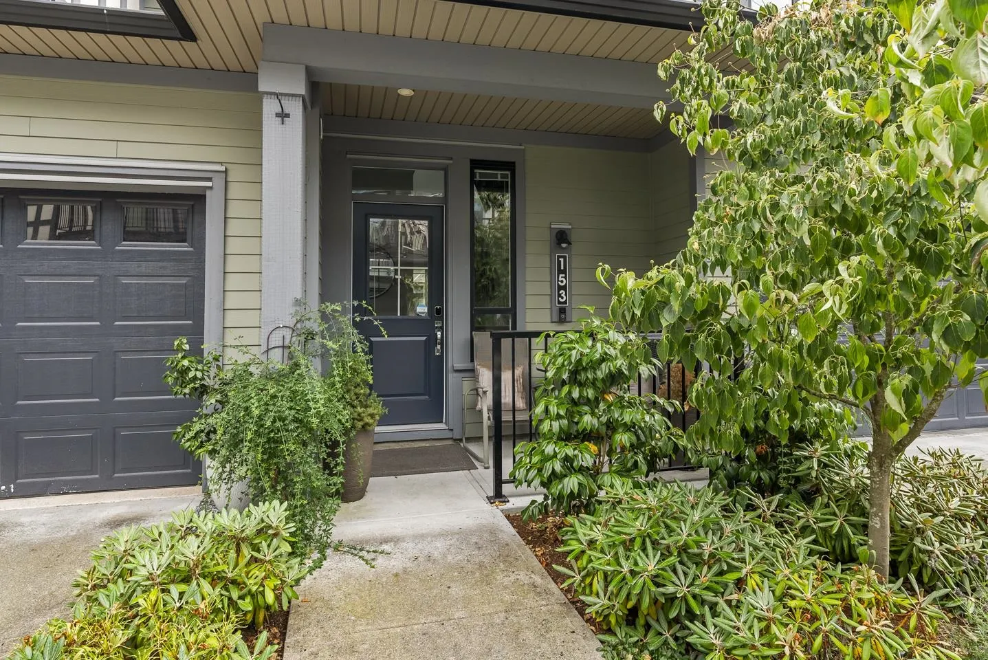 153 3500 Burke Village Promenade