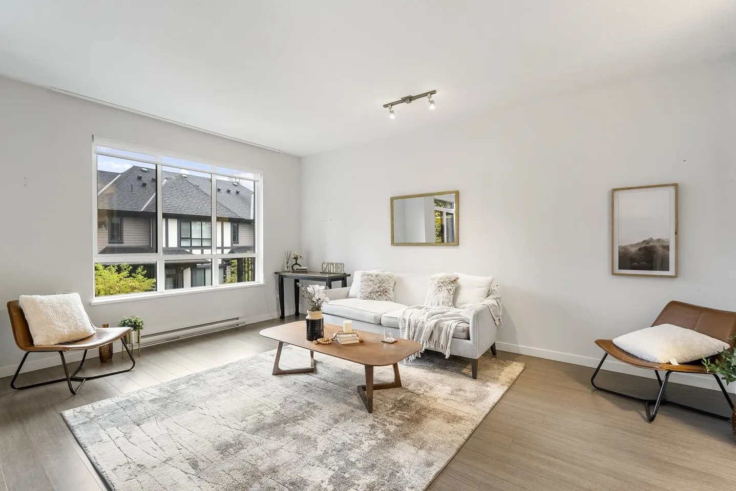 153 3500 Burke Village Promenade