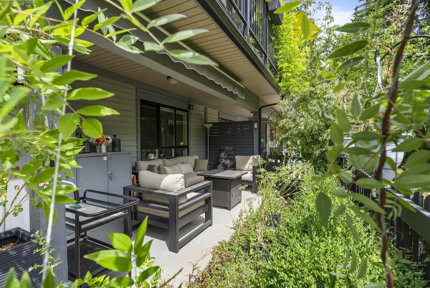 153 3500 Burke Village Promenade