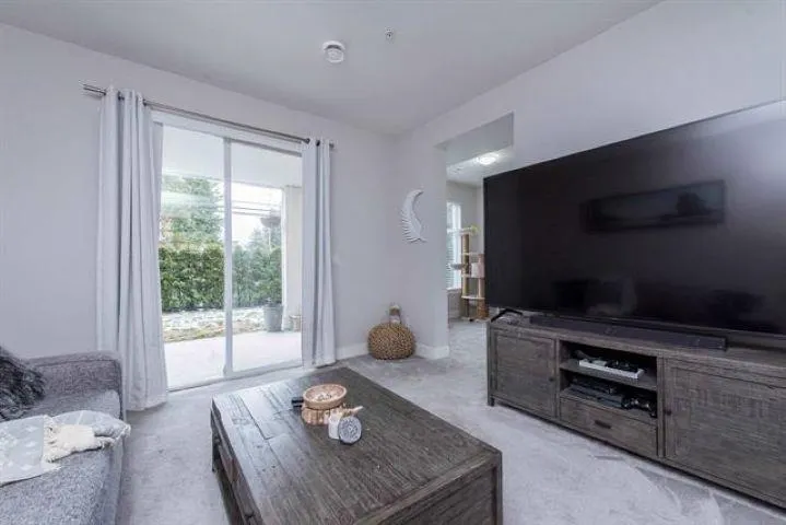 22 46570 Macken Avenue