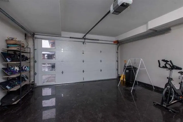 22 46570 Macken Avenue