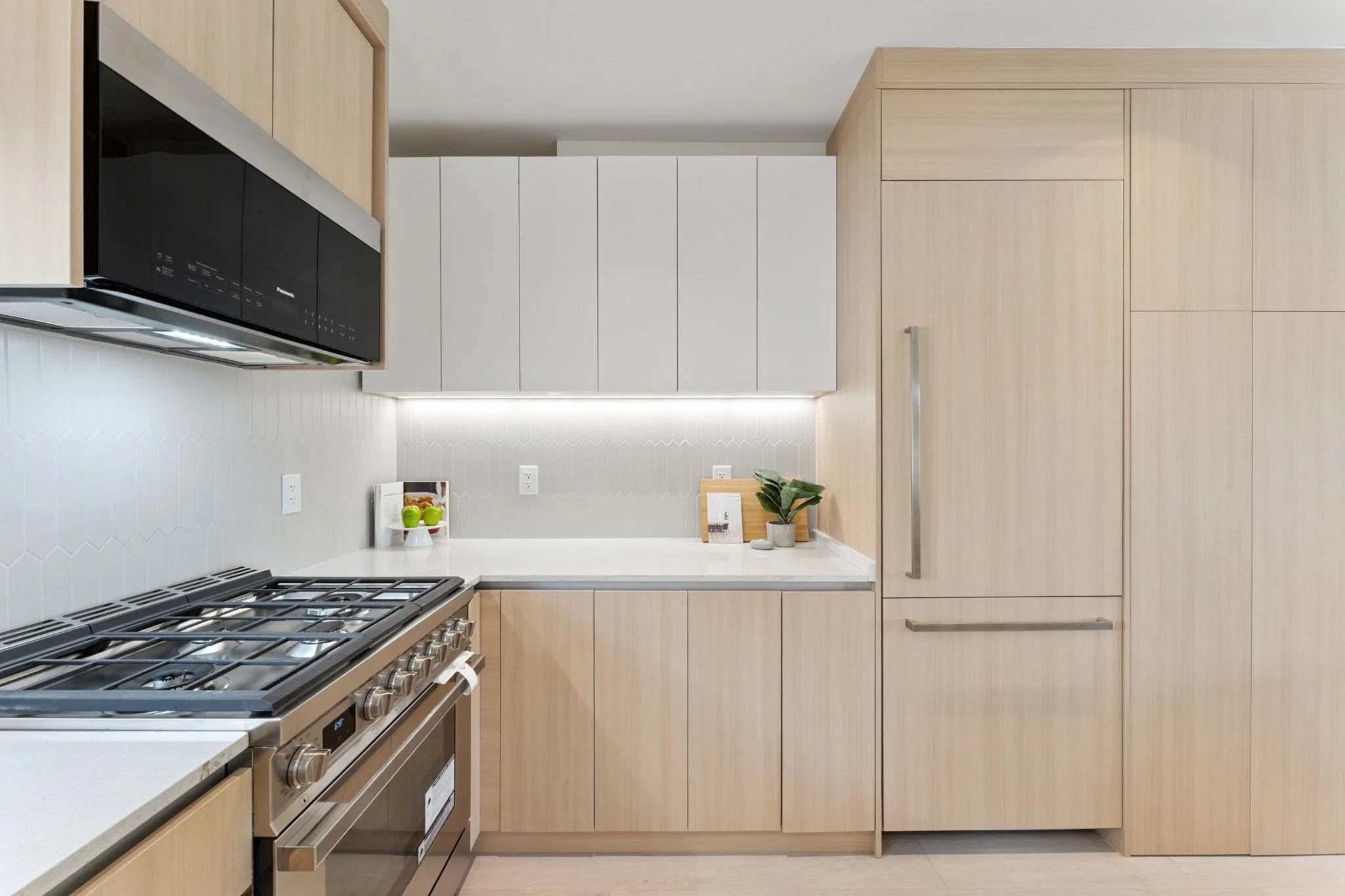 3121 Columbia Street