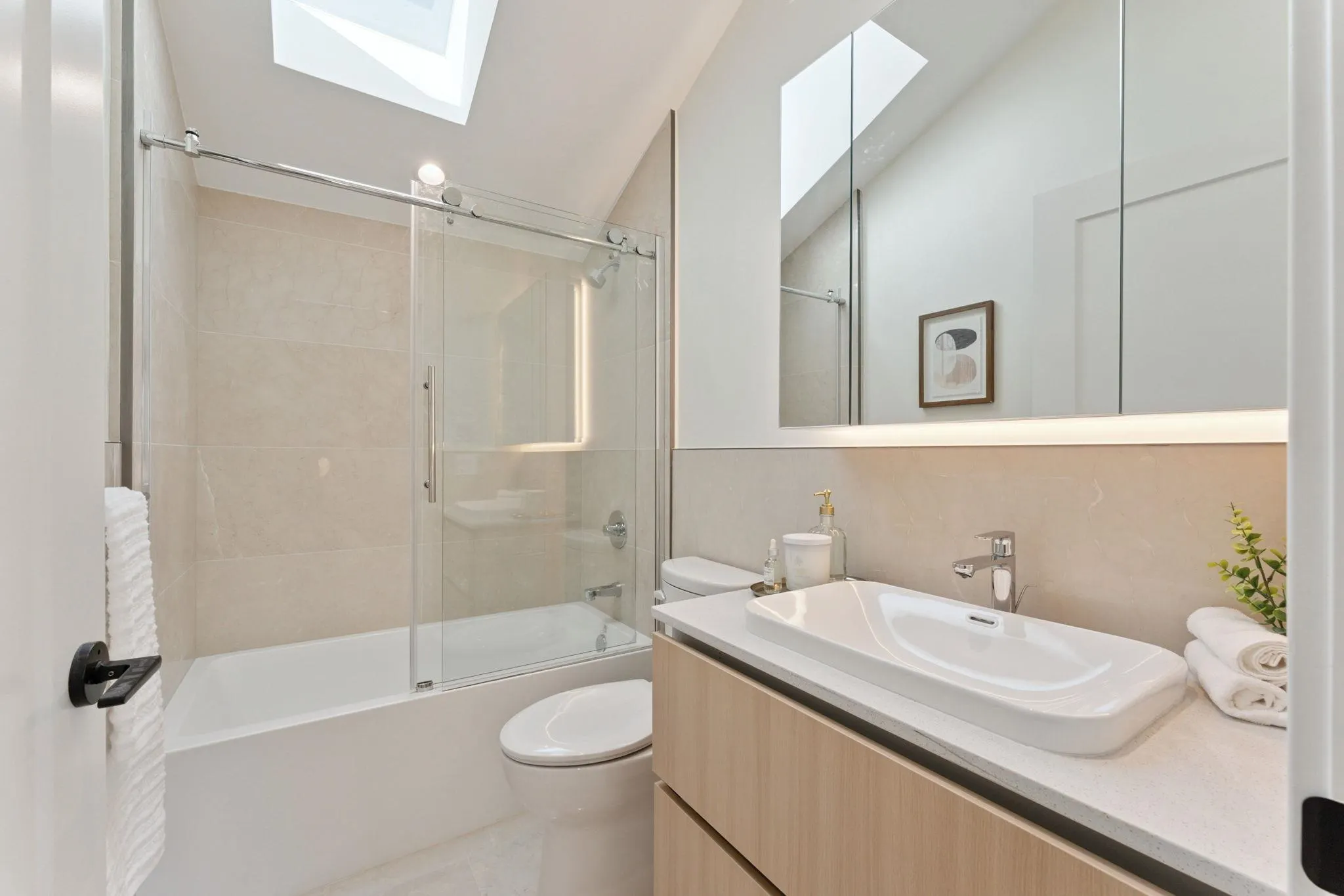 3121 Columbia Street