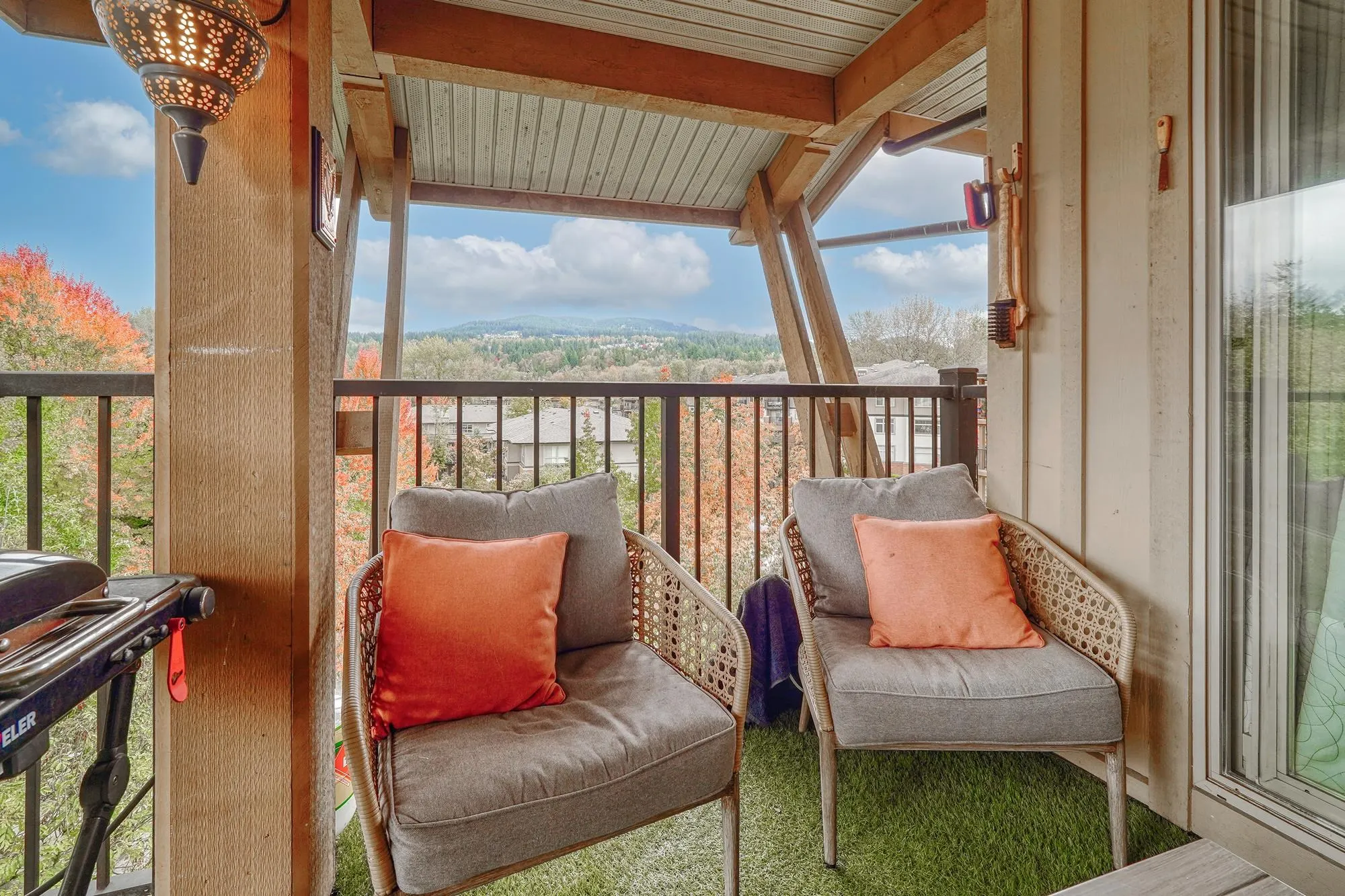 414 500 Klahanie Drive