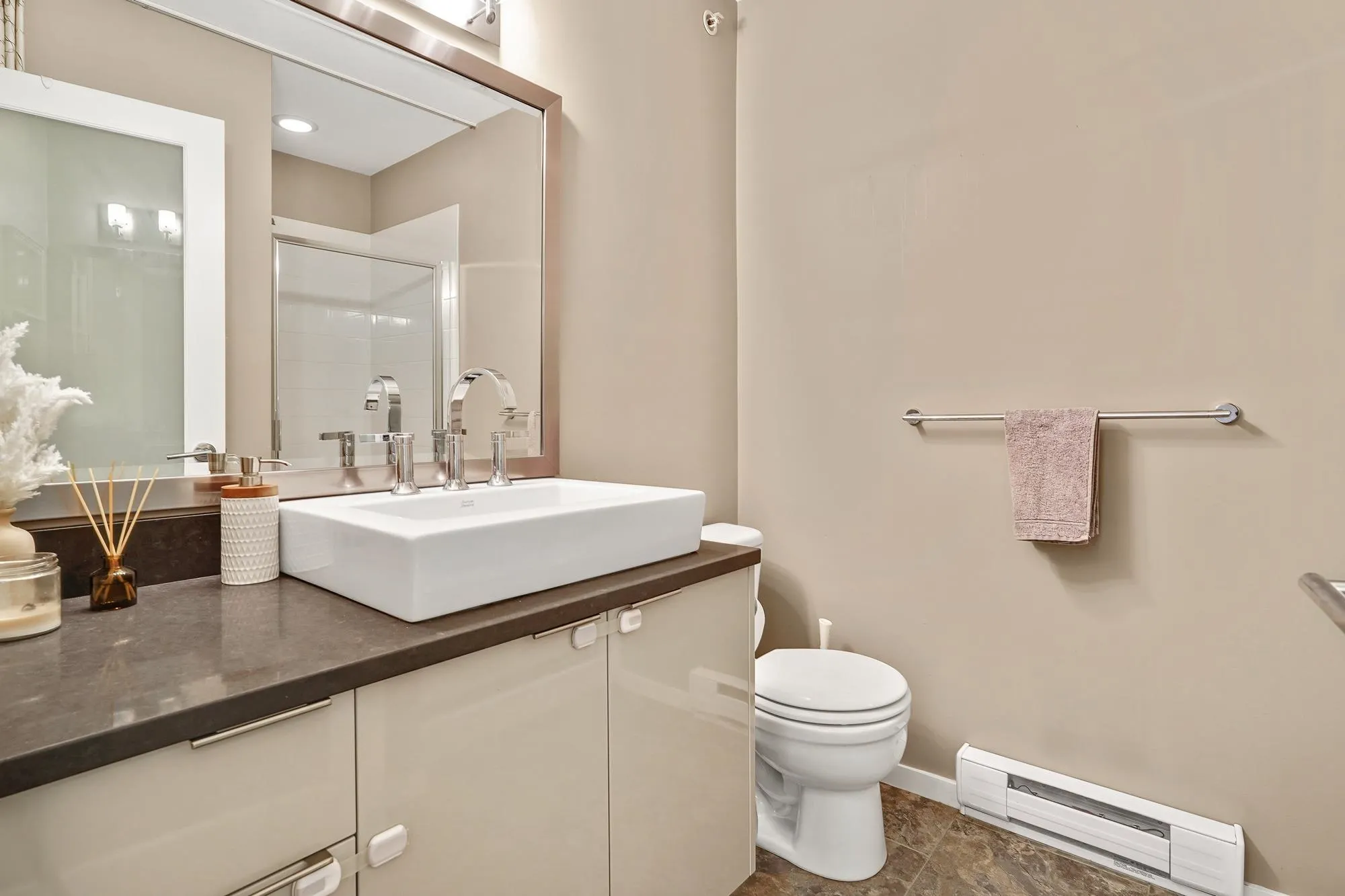 414 500 Klahanie Drive