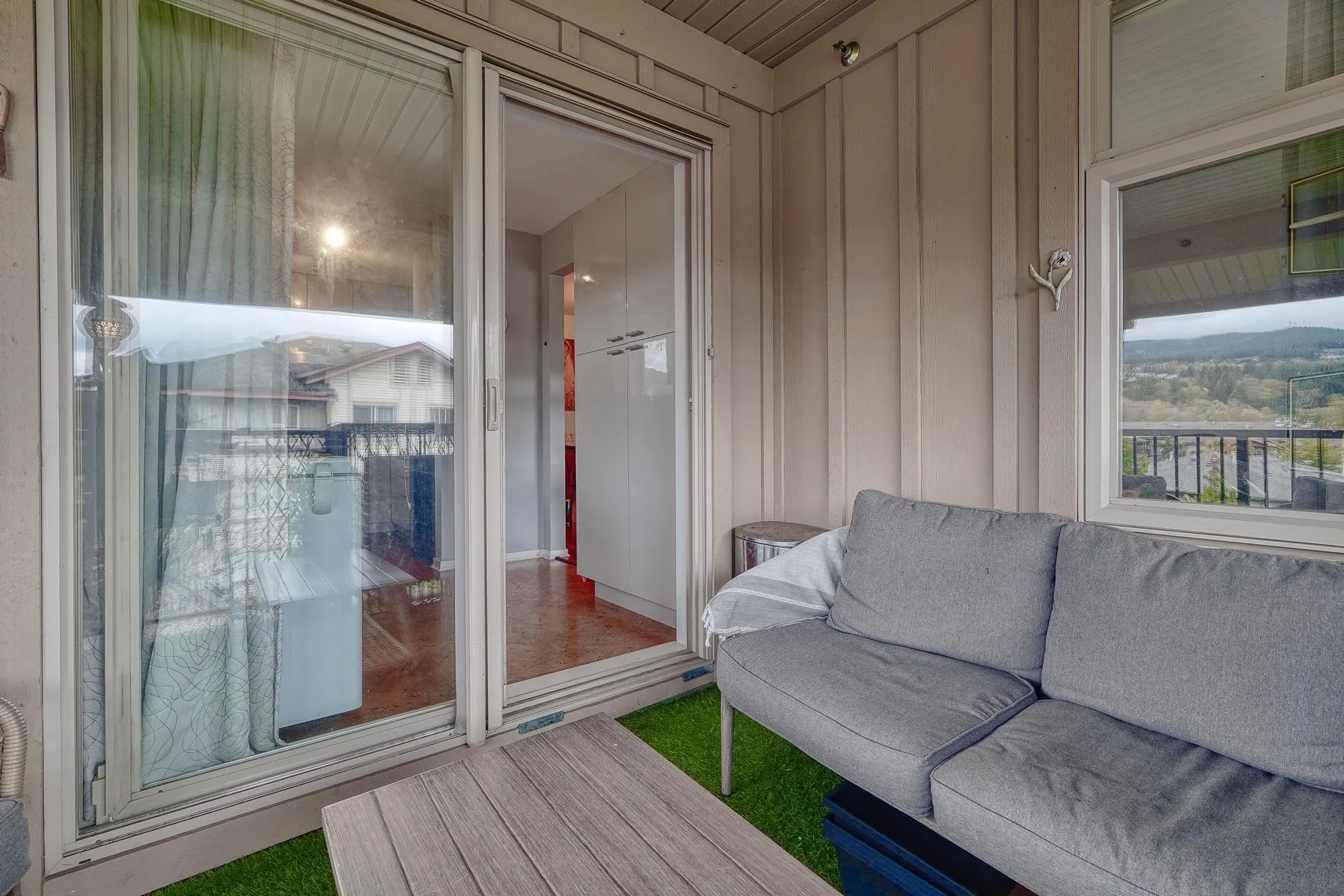 414 500 Klahanie Drive