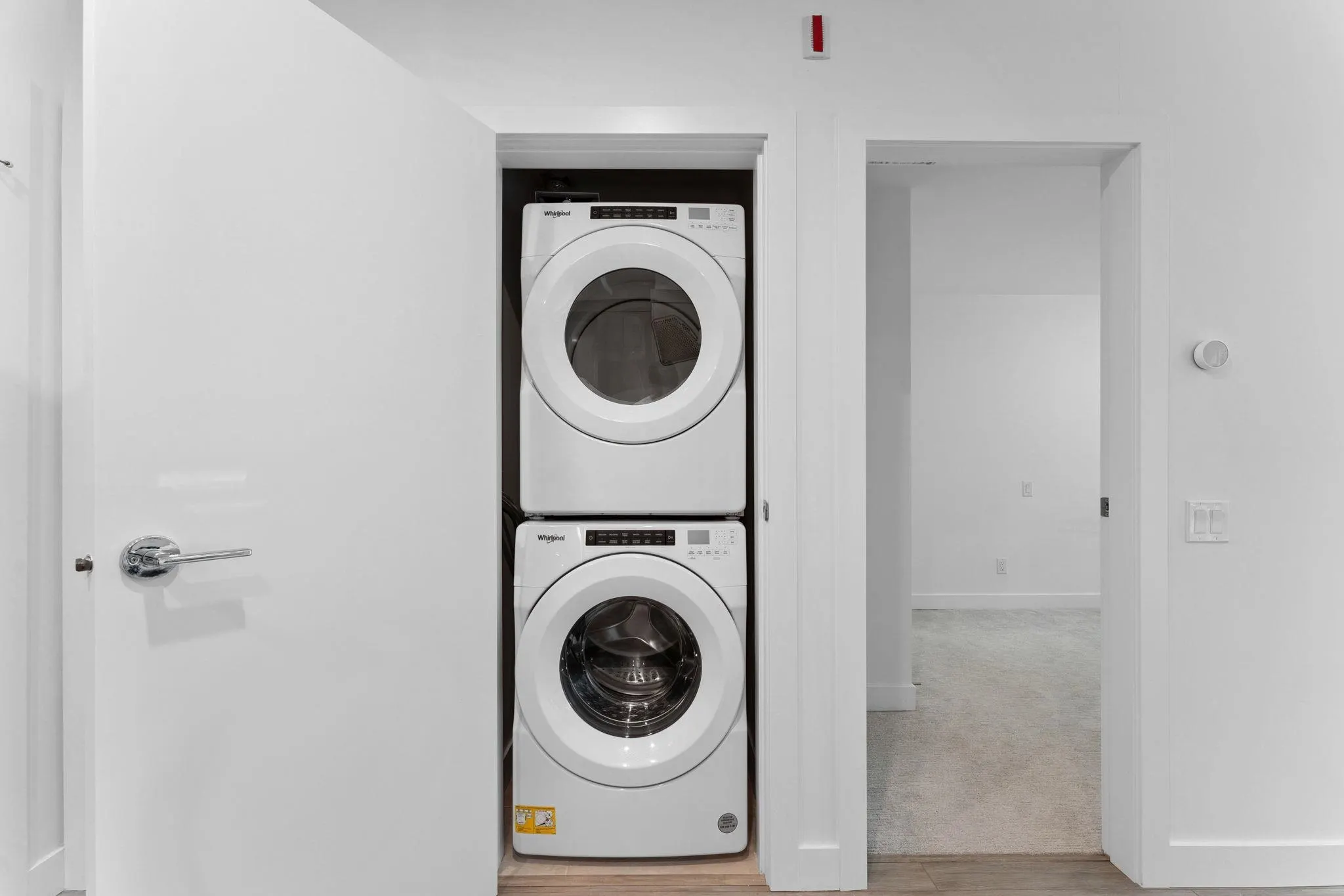 111 2060 Curling Road